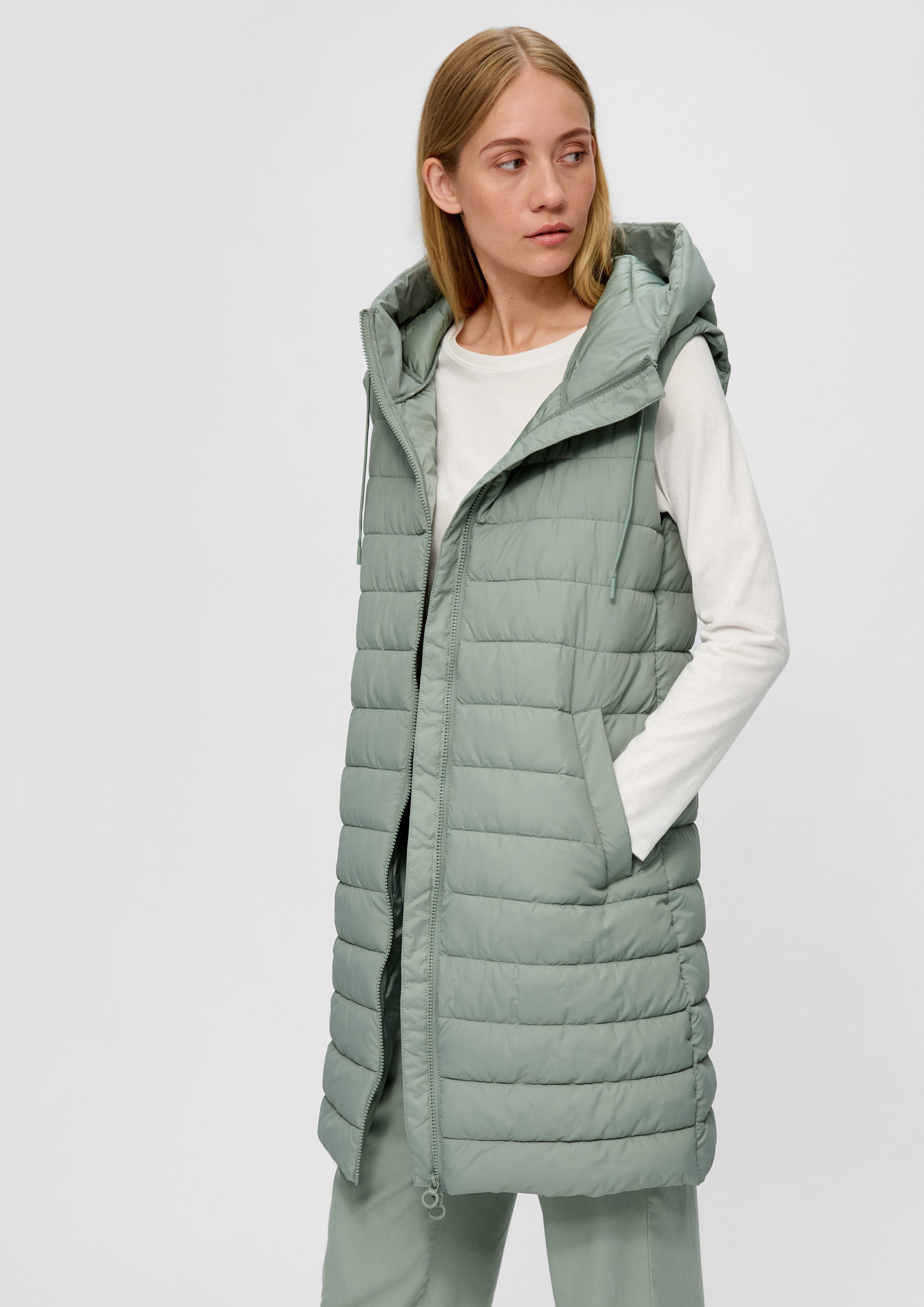 s.Oliver Outdoorjacke Outdoor-Weste Steppweste mit Kapuze