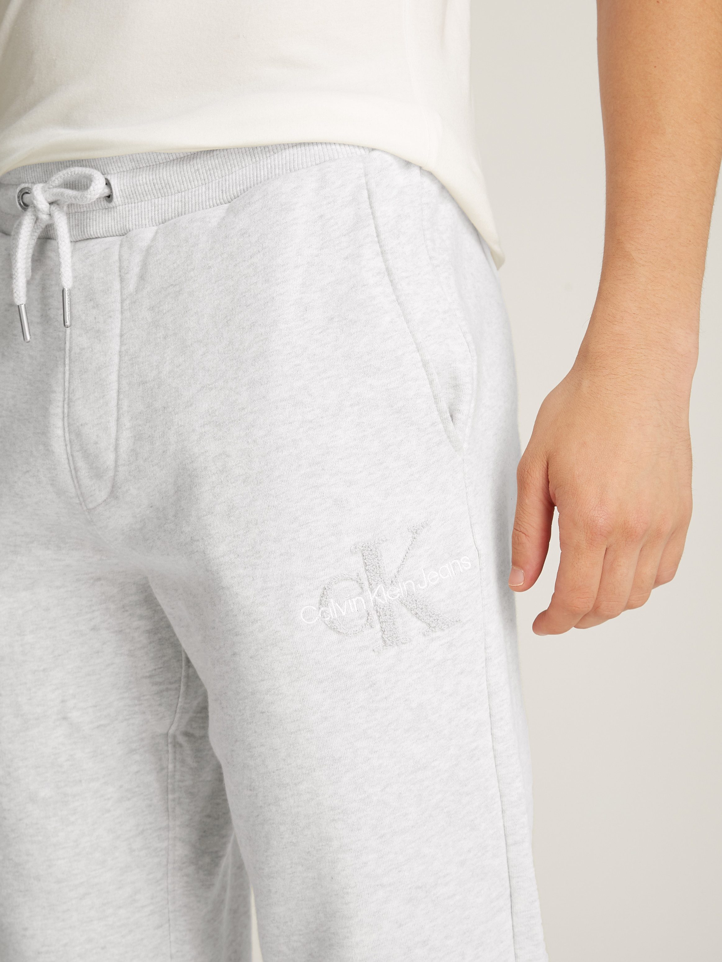 Calvin Klein Jeans Jogginghose CHENILLE MONOLOGO günstig online kaufen
