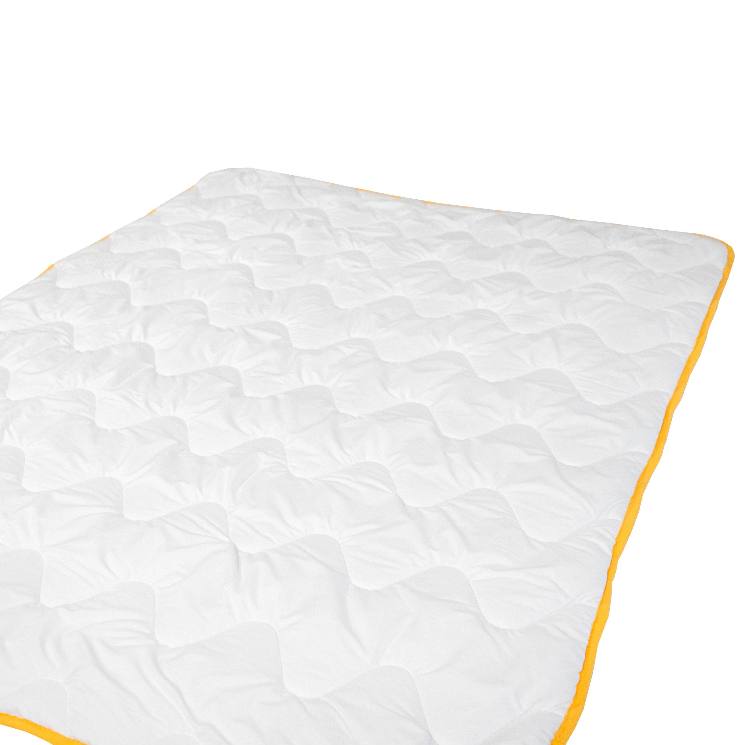 Traumschloss Babybettdecke Baby, Füllung: 100% Polyesterhohlfaser, Bezug: 100% Polyester Microfaser, kuschelig weicher Bezugsstoff und atmungsaktive Faserfüllung