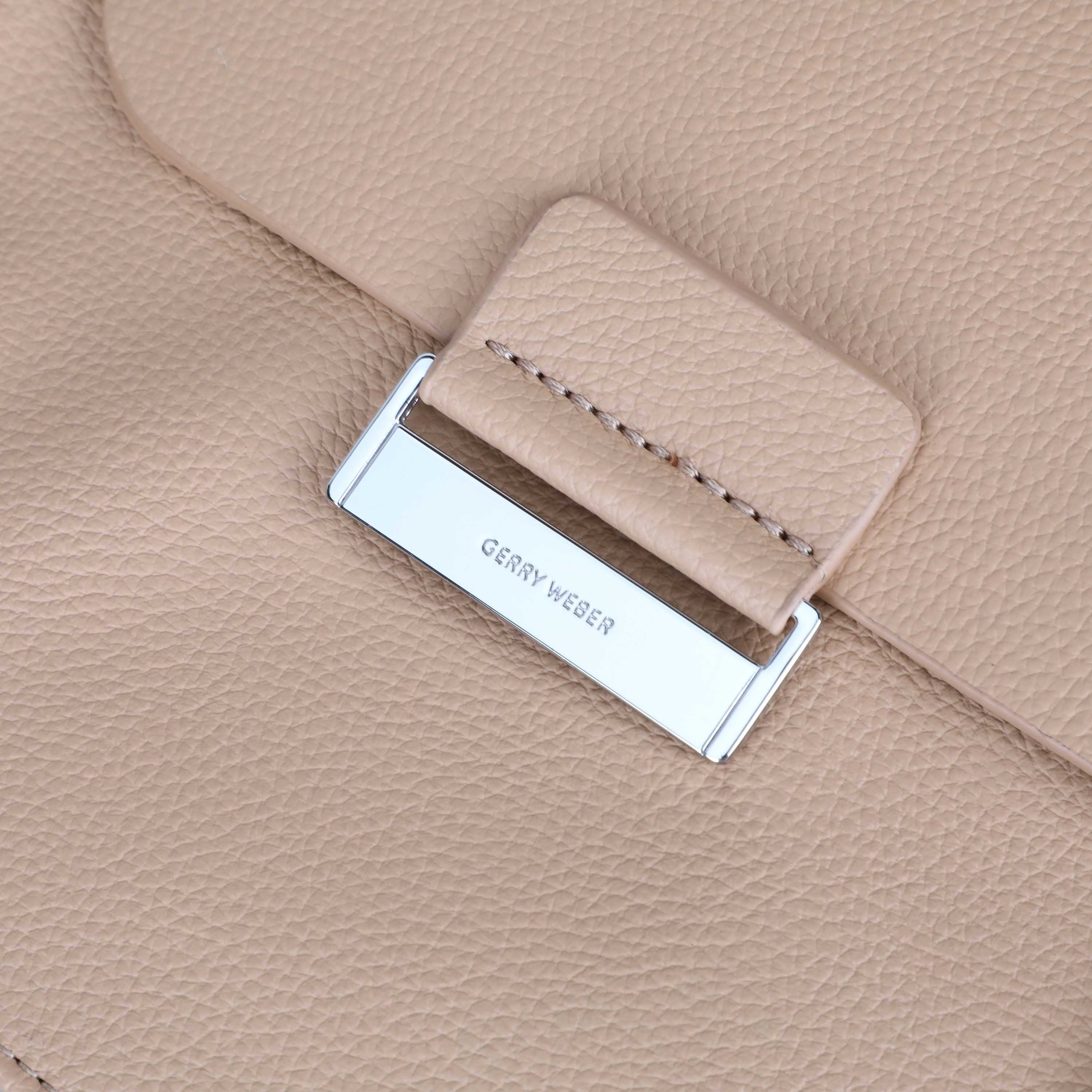 GERRY WEBER Schultertasche Gerry Weber - Damen Schultertasche Talk Different Ll