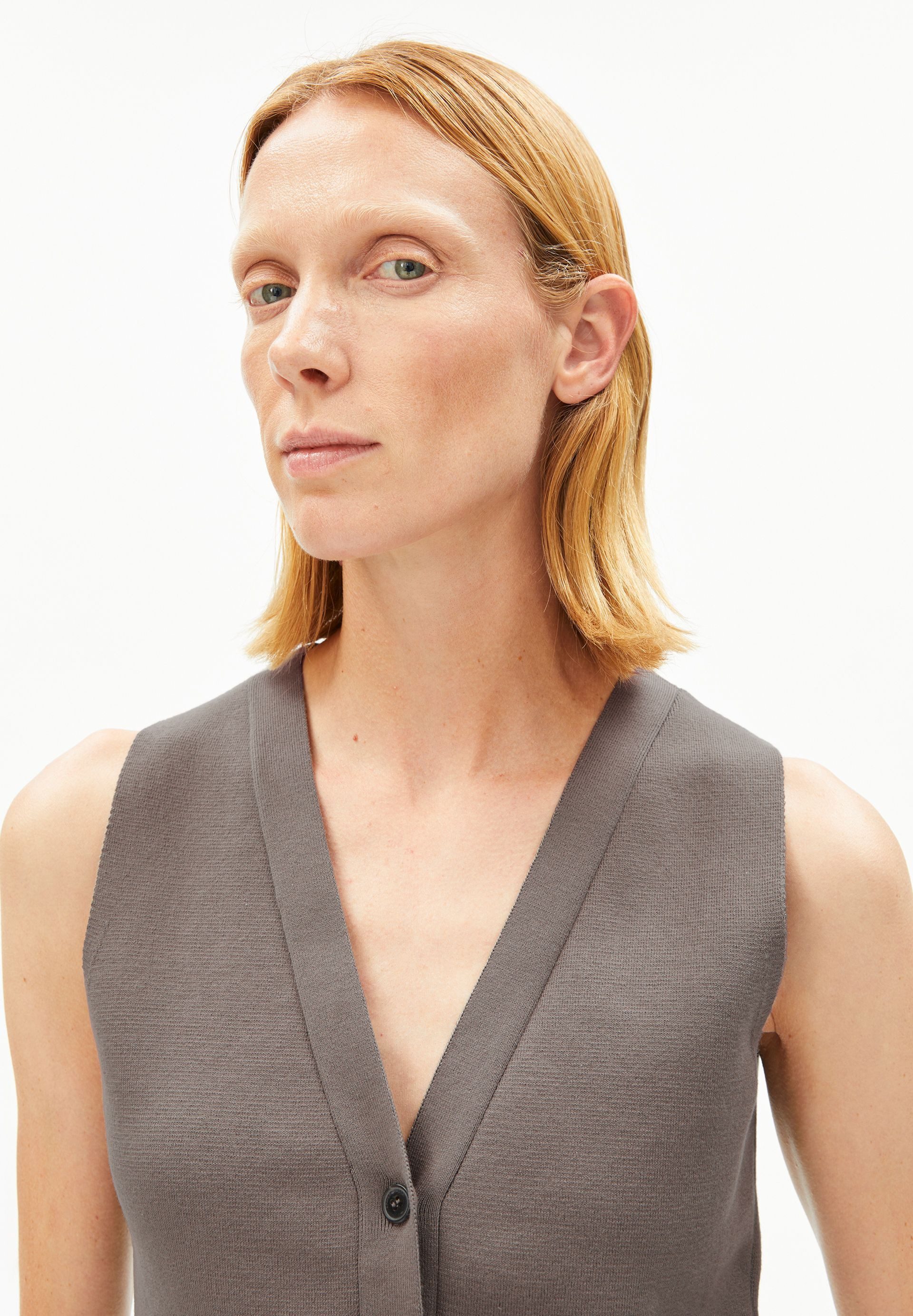 Armedangels Strickweste COMPACT BUTTONED Bio-Baumwoll-Mix