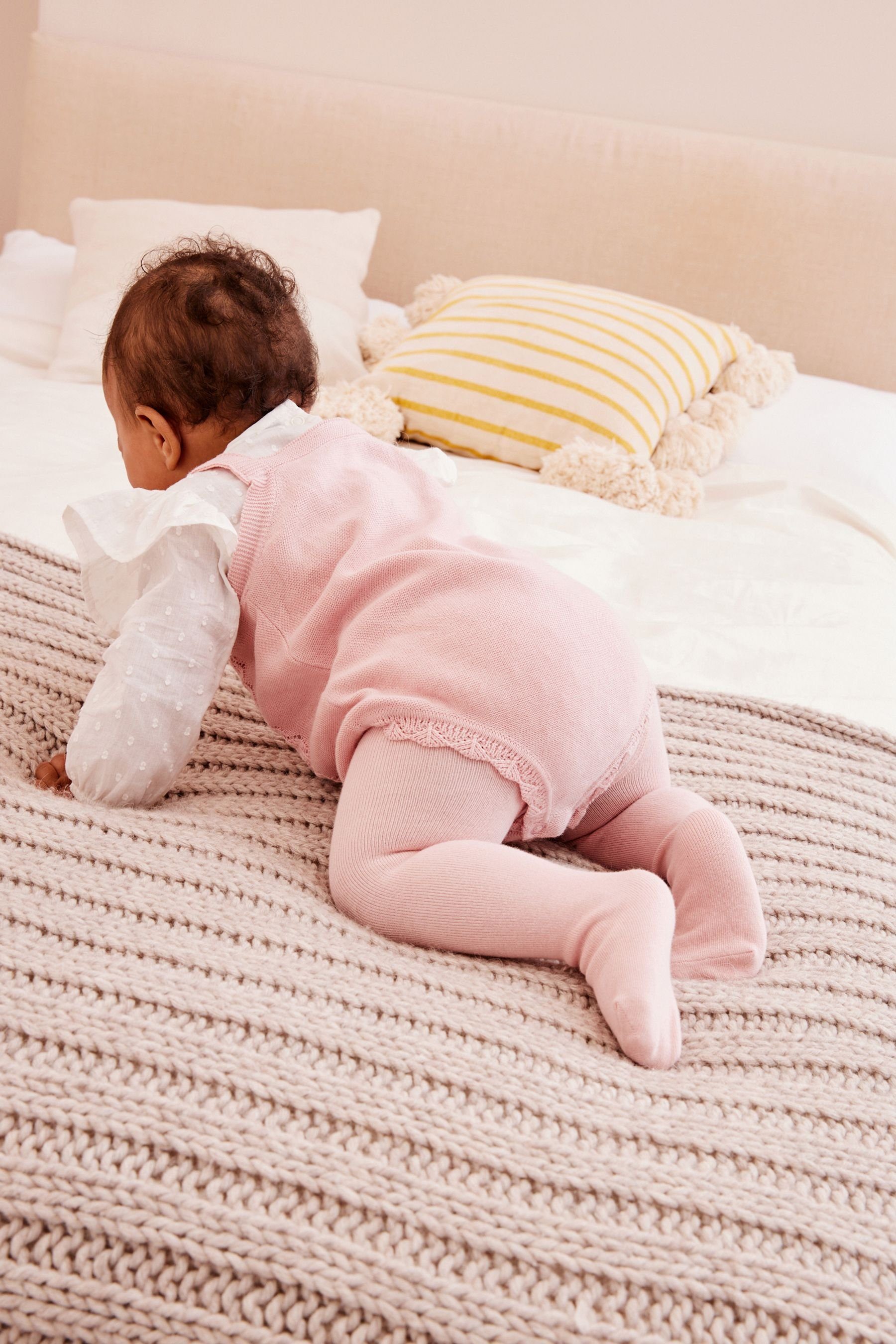 Babystrampler, (3-tlg) Strampler und Next Bluse Strumpfhose Zopfstrick im