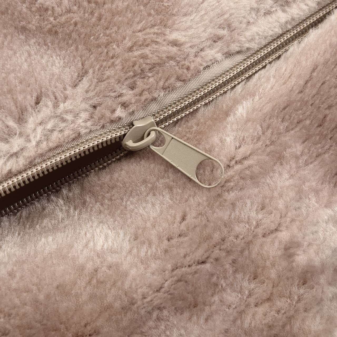 Canadian Cat Company Katzen-Hängematte Kuschelsack - Kuschelbett für die Heizung, verstellbar - Braun, Plüsch, Mit Haken zum Einhängen an Heizungen mit einer dicke von 9 - 12cm
