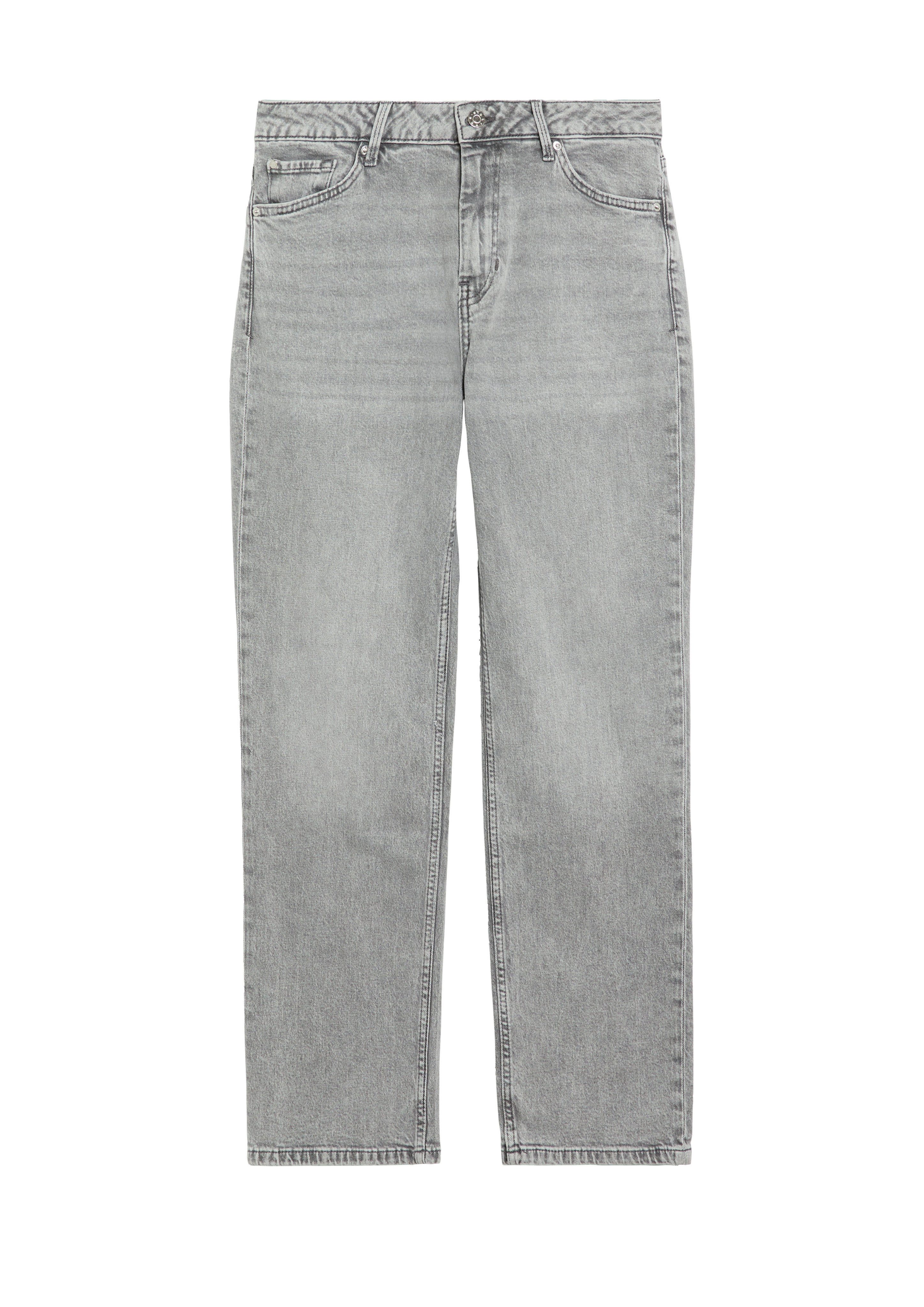s.Oliver 5-Pocket-Jeans Karolin mit Stretch / Leichte Waschung