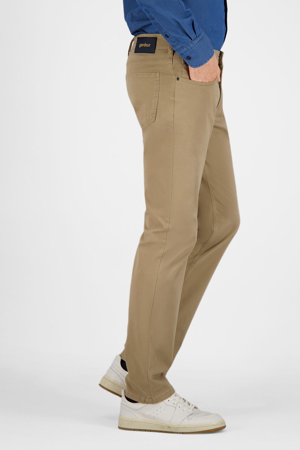 Atelier GARDEUR Straight-Jeans BILL-3-418861-1017, braun, sand Cottonflex mit Cashmere Touch und elastischem Komfort