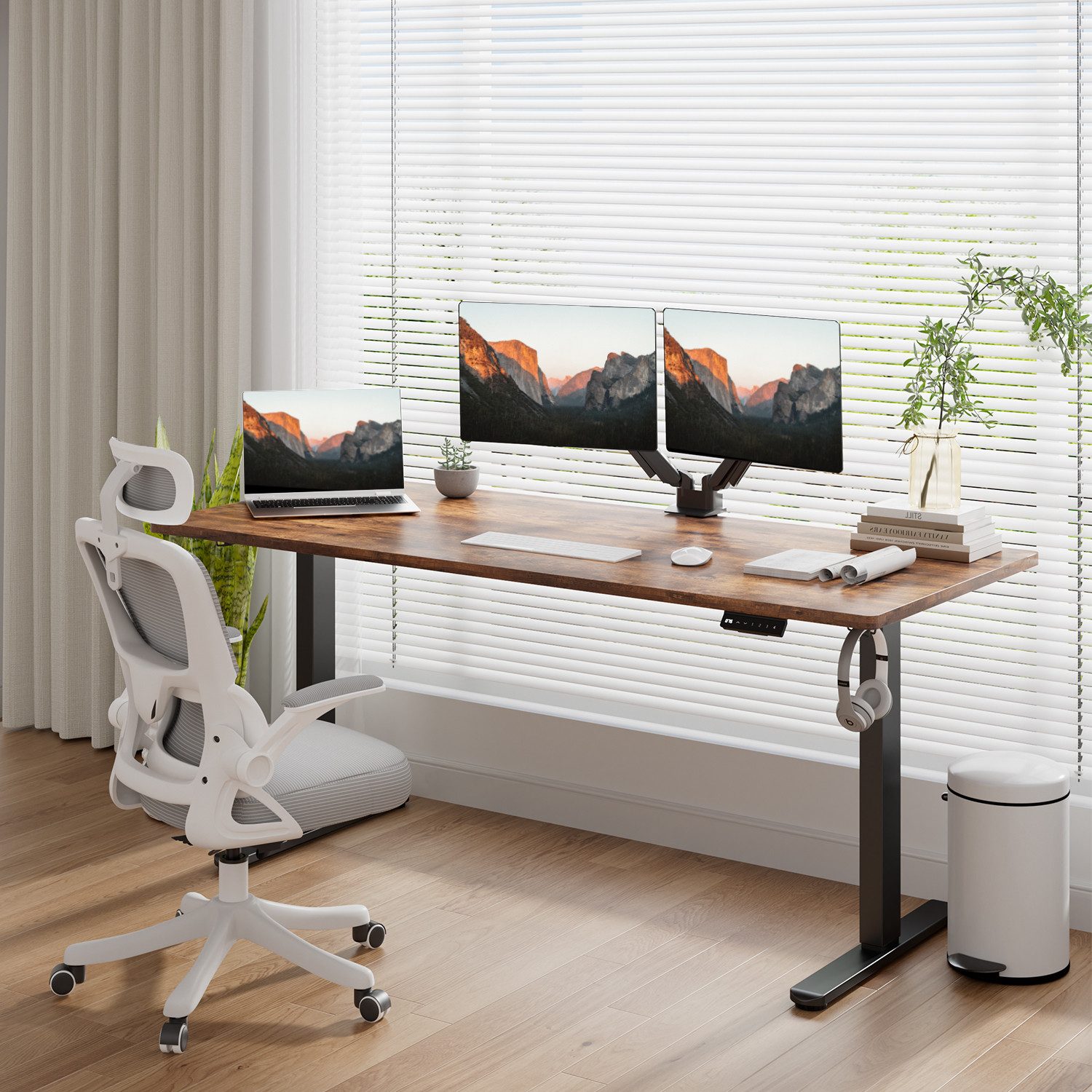 Furnicopia Schreibtisch Höhenverstellbar mit einer 25 mm dicken einteiligen Tischplatte (4-fache Höhenspeicherfunktion, Zweimotorantrieb und Tragfähigkeit über 100 kg Tischplatten-Tiefe ab 70 cm)
