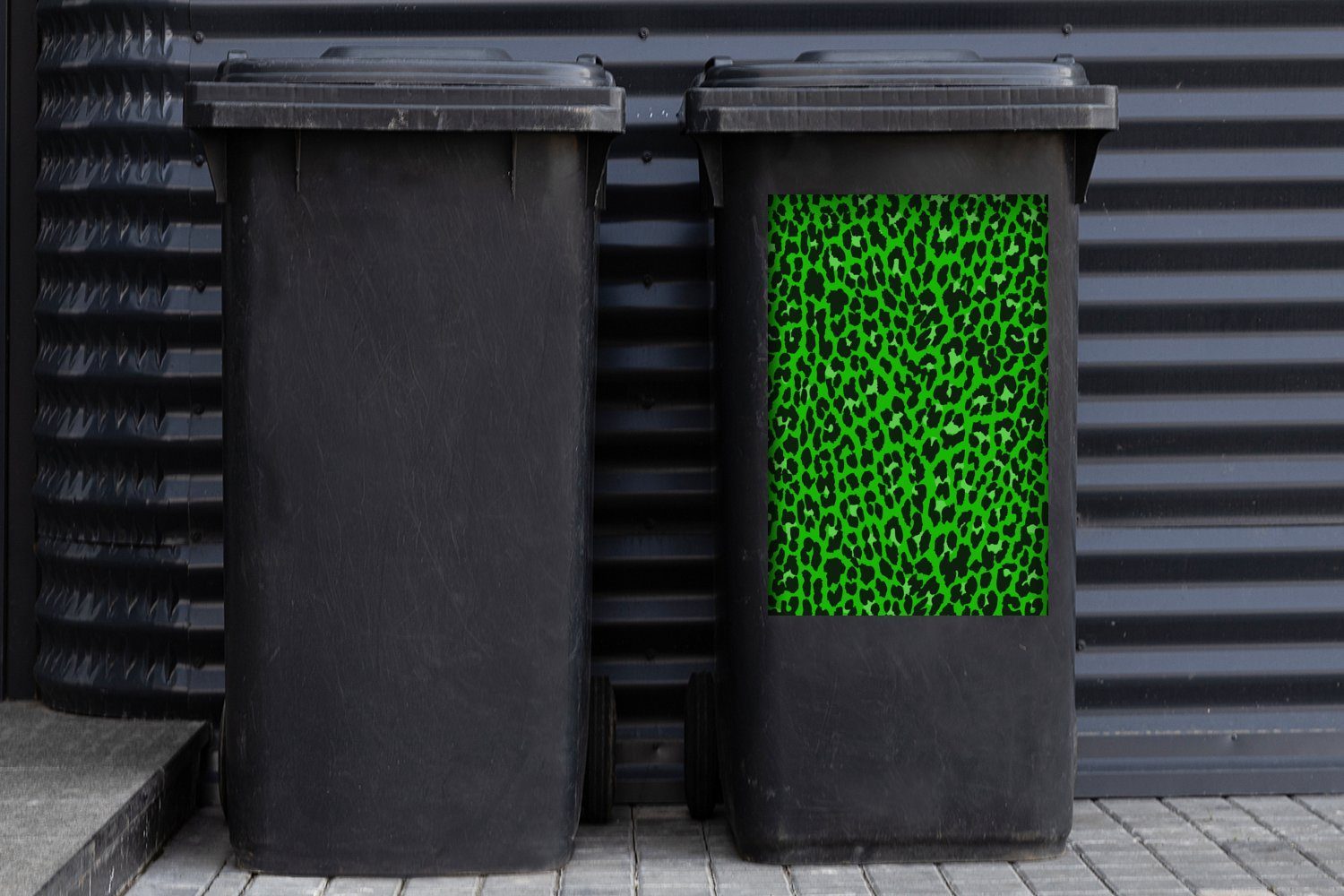 Grün - (1 Sticker, - Muster Mülleimer-aufkleber, St), Container, Leopard Wandsticker MuchoWow Abfalbehälter Mülltonne,
