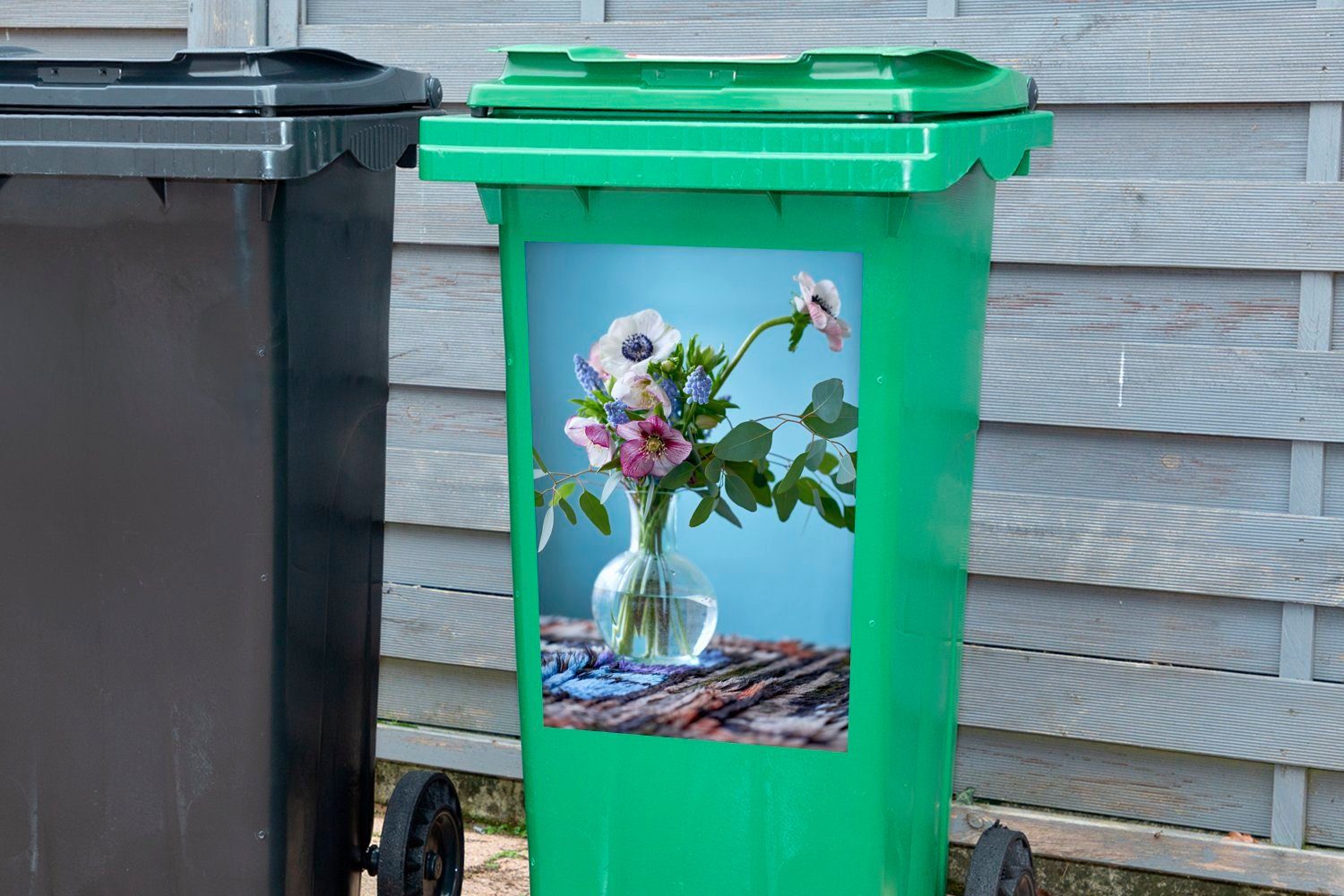 Mülleimer-aufkleber, St), Mülltonne, Abfalbehälter Vase Sticker, Blumenstrauß MuchoWow Wandsticker Container, Blumen (1 - -