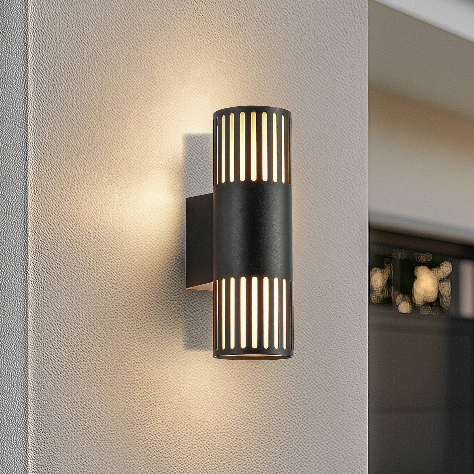 Lindby Außen-Wandleuchte Lurinda, Metall, Schwarz IP44, 2 x 15 W LED