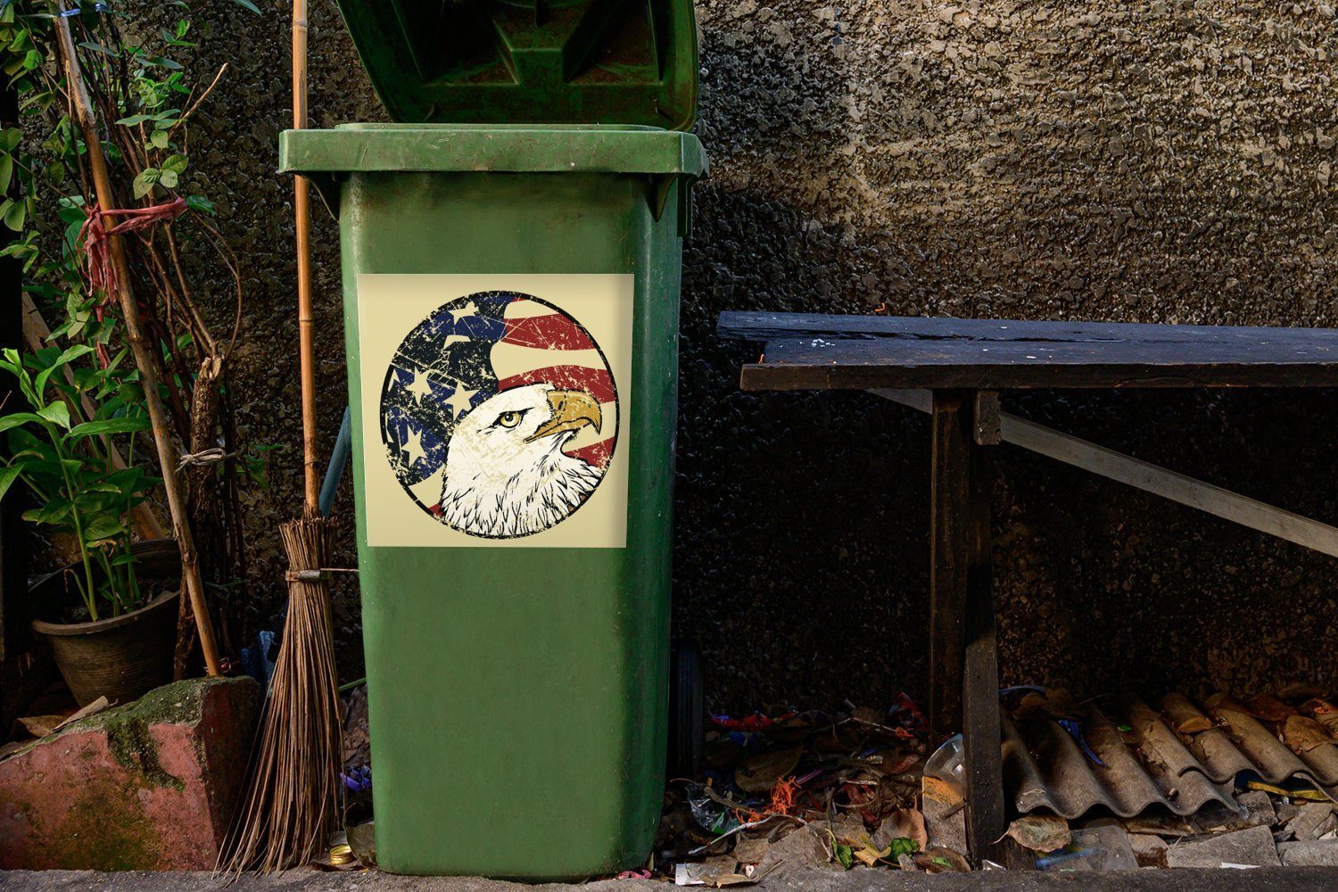MuchoWow Wandsticker Illustration des Kopfes mit (1 Mülleimer-aufkleber, eines Sticker, St), Weißkopfseeadlers der Mülltonne, Abfalbehälter Container, amerikanischen