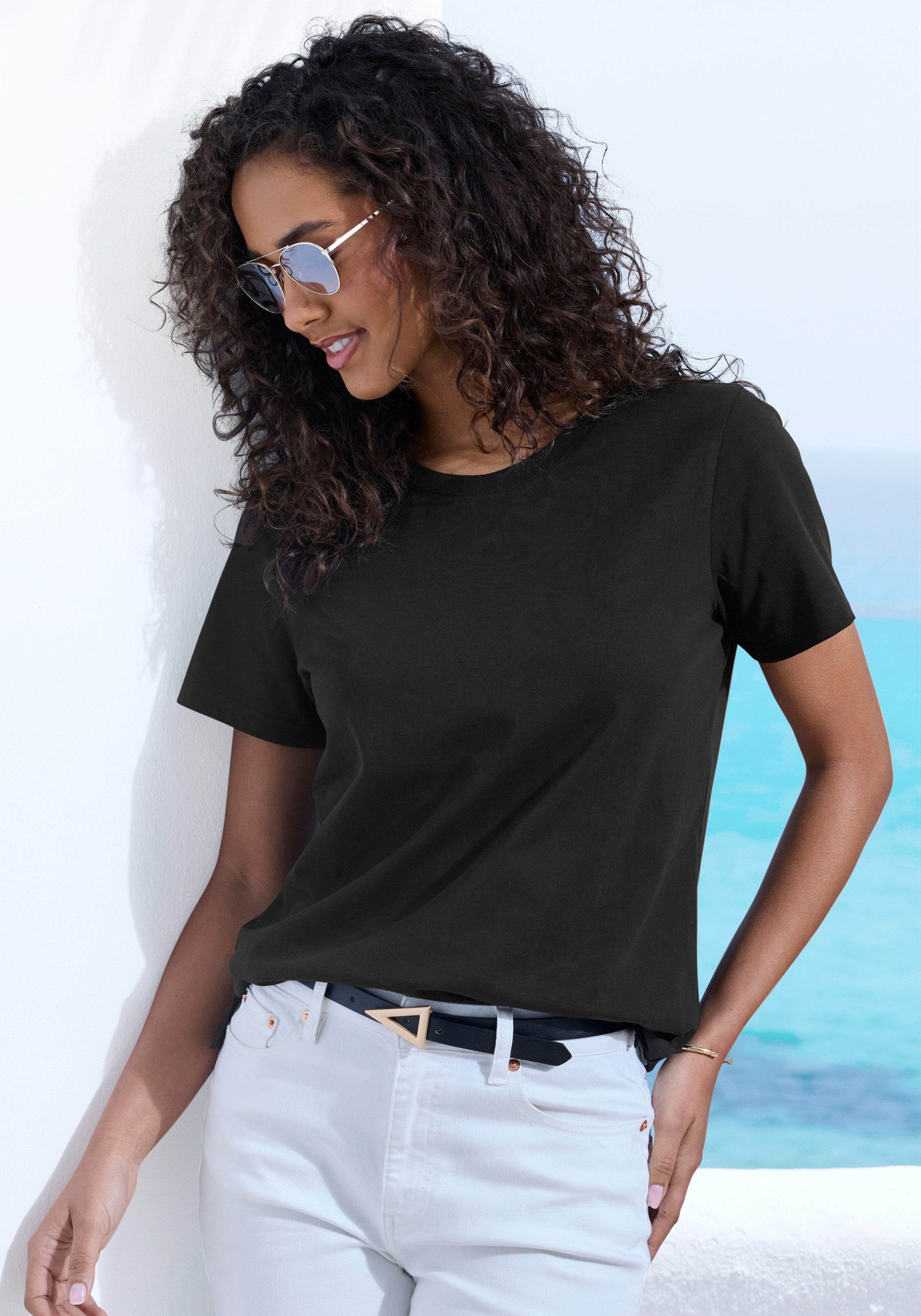 Beachtime by Lascana T-Shirt mit modischem Schlitz am Saum aus luftiger Baumwoll-Qualität