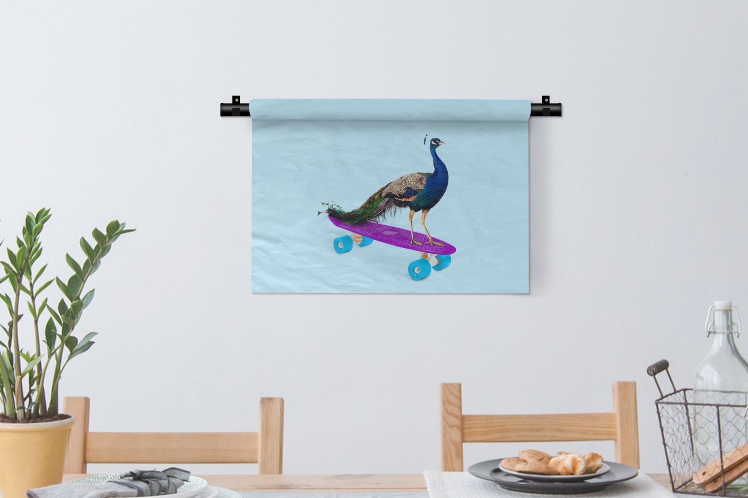 Schlafzimmer, MuchoWow Wandbehang, Wohnzimmer, Wanddekoobjekt - Kleid, Lustig, Tiere für Skateboard Blau Pfau - Wanddeko - - Kinderzimmer