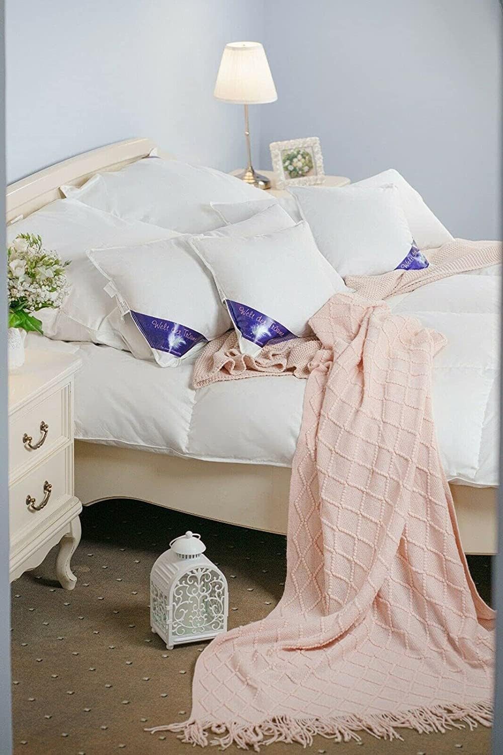 Welt der Träume 3-Kammer-Kopfkissen 2 Stück 80 x 80 cm Daunenkissen Füllung 1600 Gr. oder 1400, Füllung: Federn und Daunen, Bezug: 100% Baumwolle, Rückenschläfer, Bauchschläfer, Seitenschläfer, Set, 2 Stück, 100% Naturprodukt, Allergiker geeignet, Hergestellt in der EU