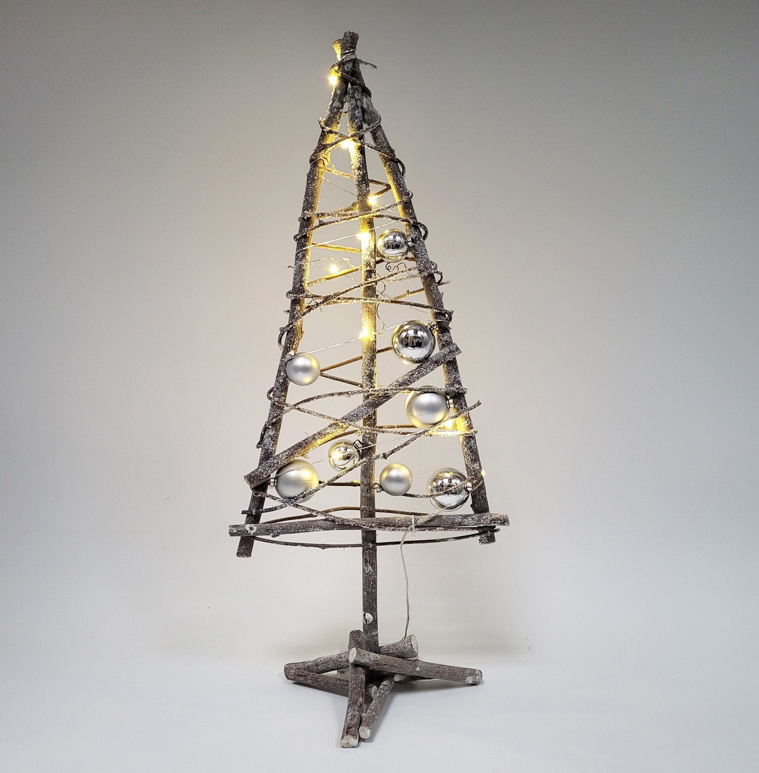 Dekobaum Weihnachtsbaum Deko Baum aus Holz mit Kugeln und LED Beleuchtung