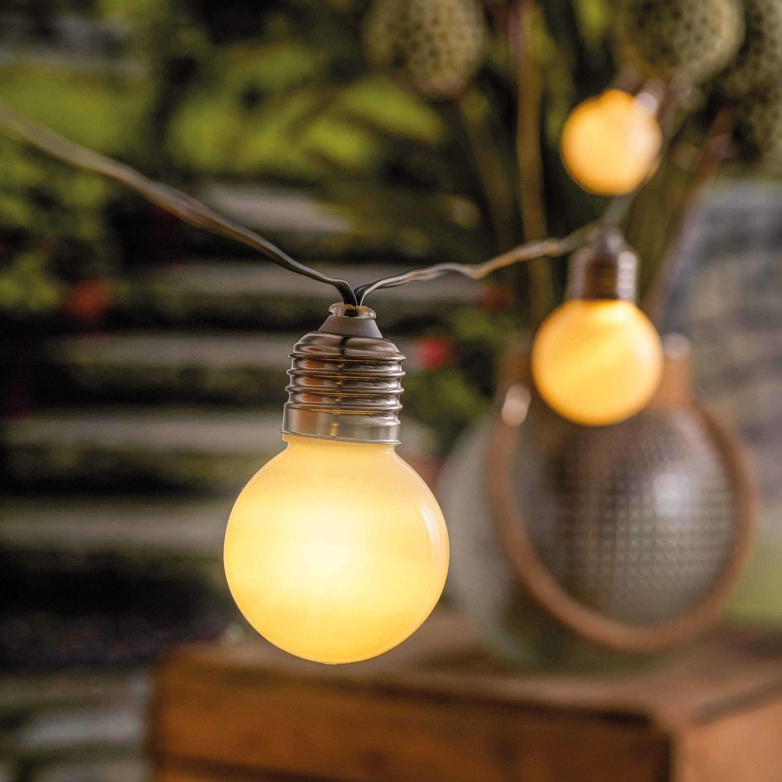 esotec LED-Lichterkette Solarkette 20 LED Glühbirnen 10m +2m Zuleitung 2800K outdoor 102180