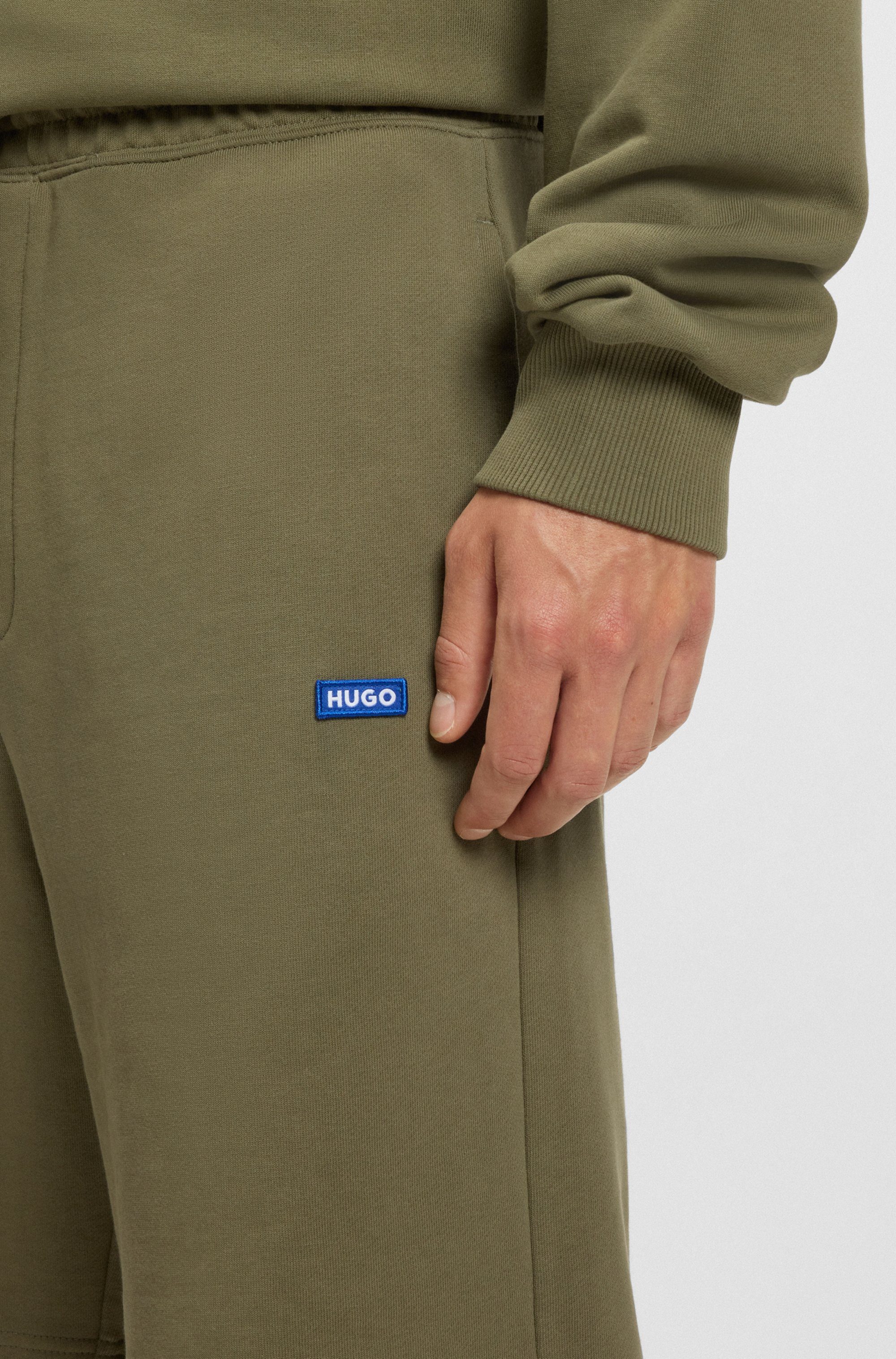 HUGO Blue Sweatshorts Nasensio mit Markenlabel günstig online kaufen