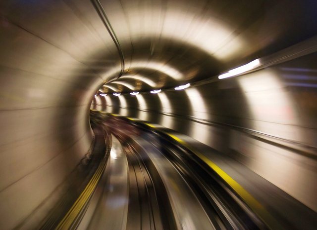 Papermoon Fototapete »Underground Tunnel«, glatt-Otto