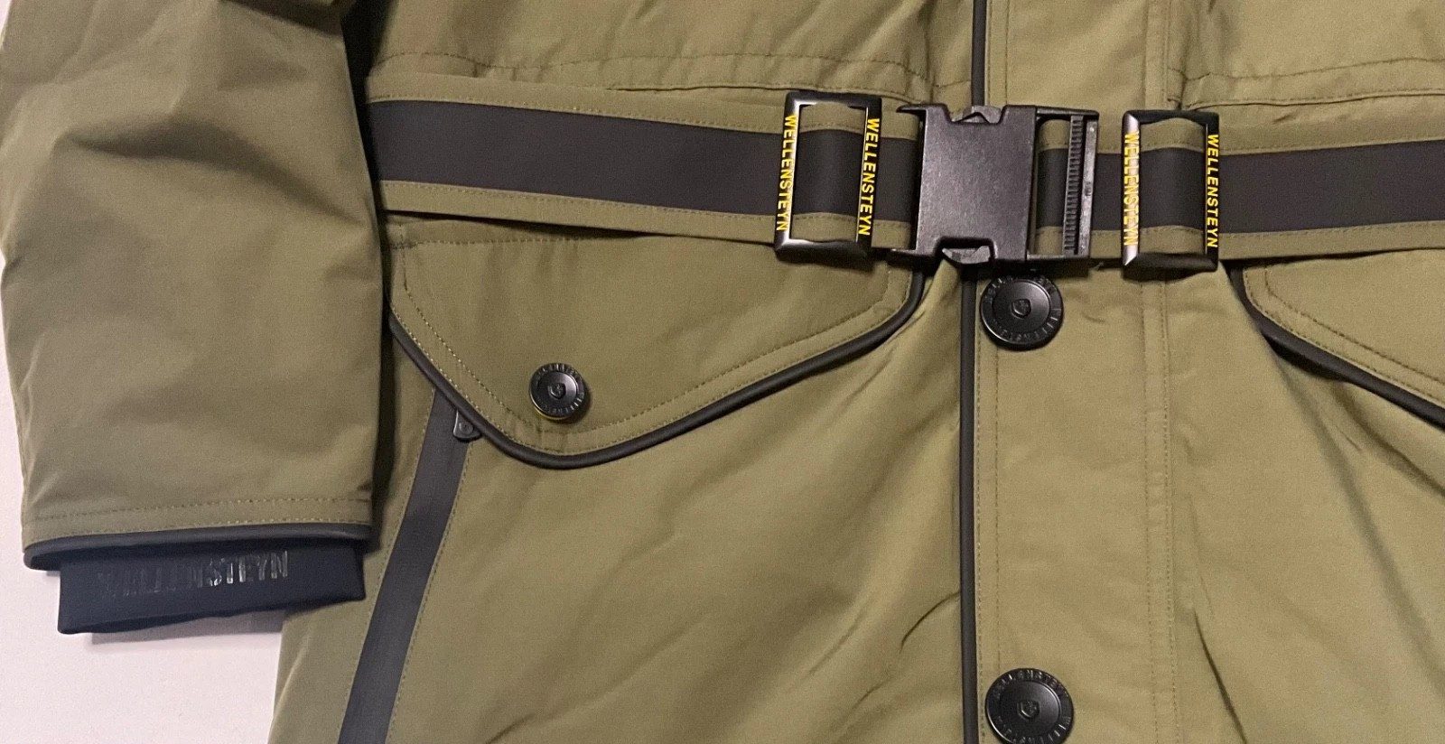 Wellensteyn Winterjacke Wellensteyn Eismeer Men EISM-870 Army Winter Herren Jacken. abnehmbarer Kapuze