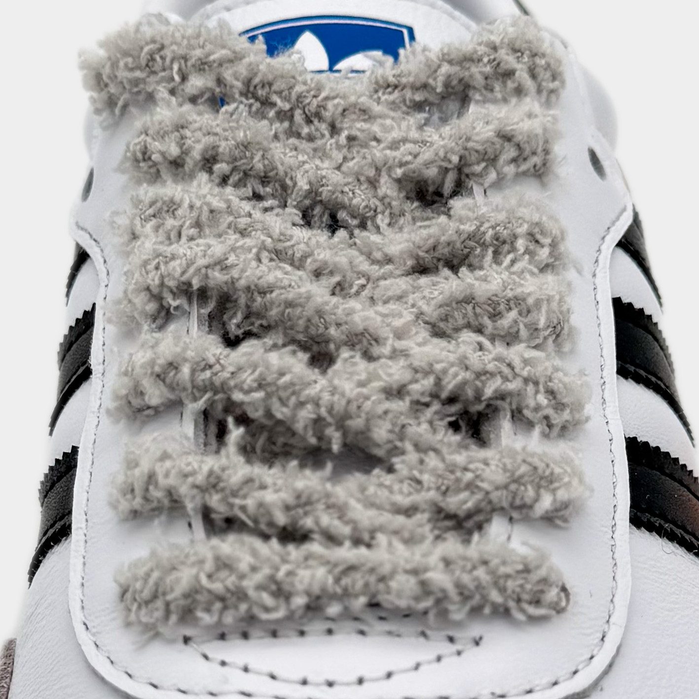 Kicksarchive Schnürsenkel FLUFFY Schnürsenkel Fuzzy Laces Plüsch Sneaker Sc günstig online kaufen