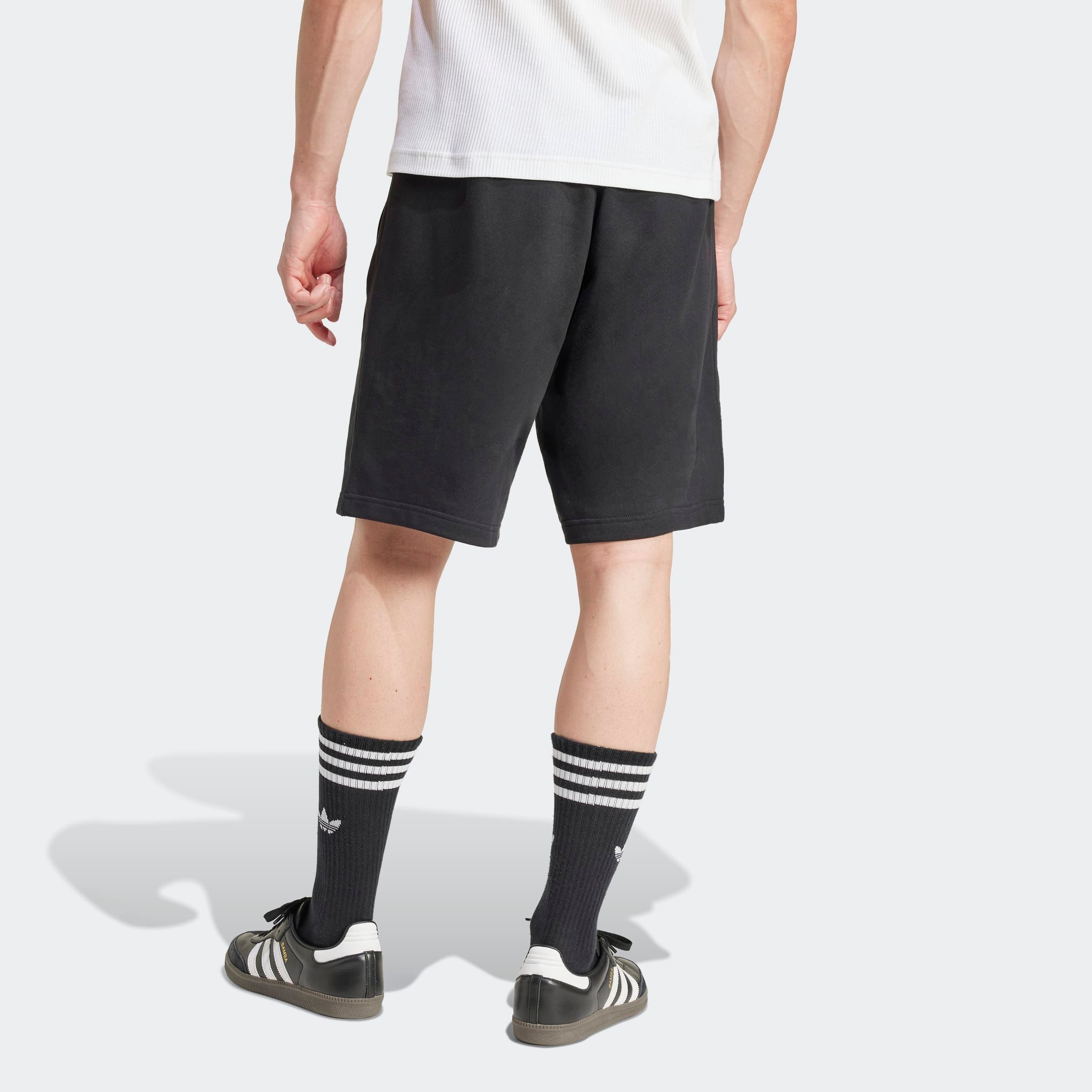 adidas Originals Shorts ESSENTIALS TREFOIL Essential Sweat Shorts mit Logo, aus weichem French-Terry Material