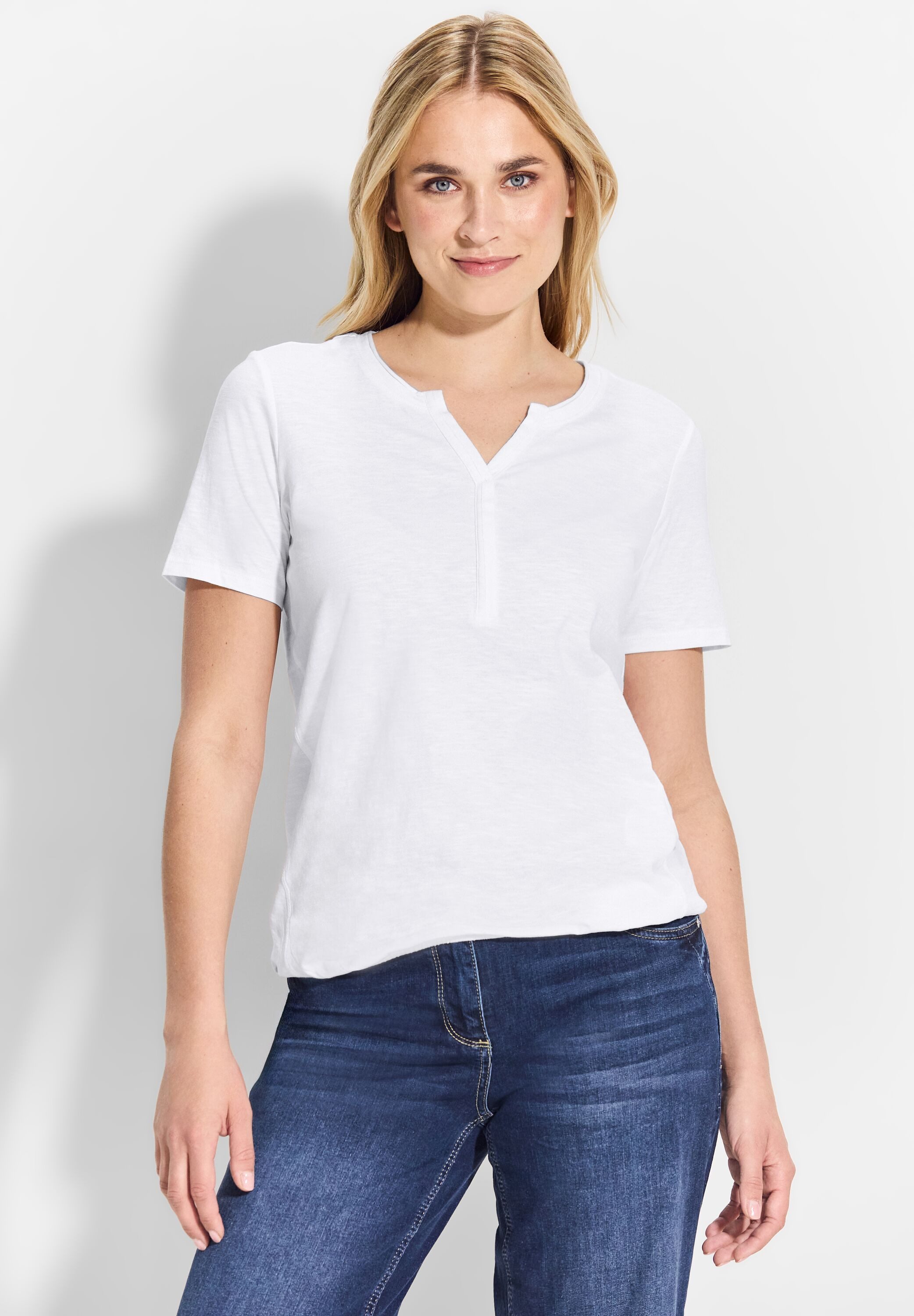 CECIL T-Shirt mit geschlitztem Rundhalsausschnitt