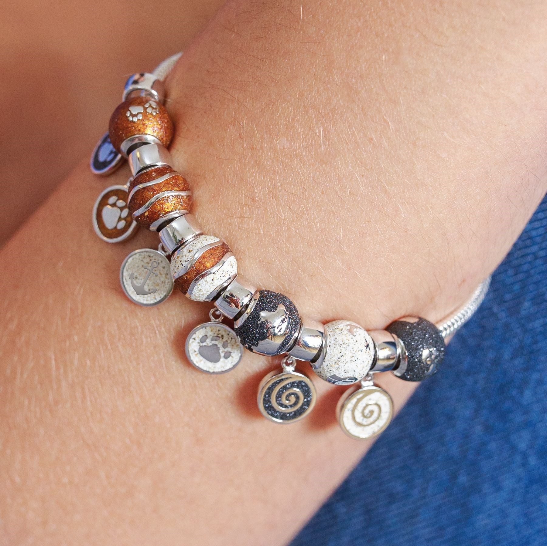 DUR Bead Charm F161 – Bead-Anhänger „Kompass“ mit Strandsand, 925er Silber, Ø 10 mm, mit Öse