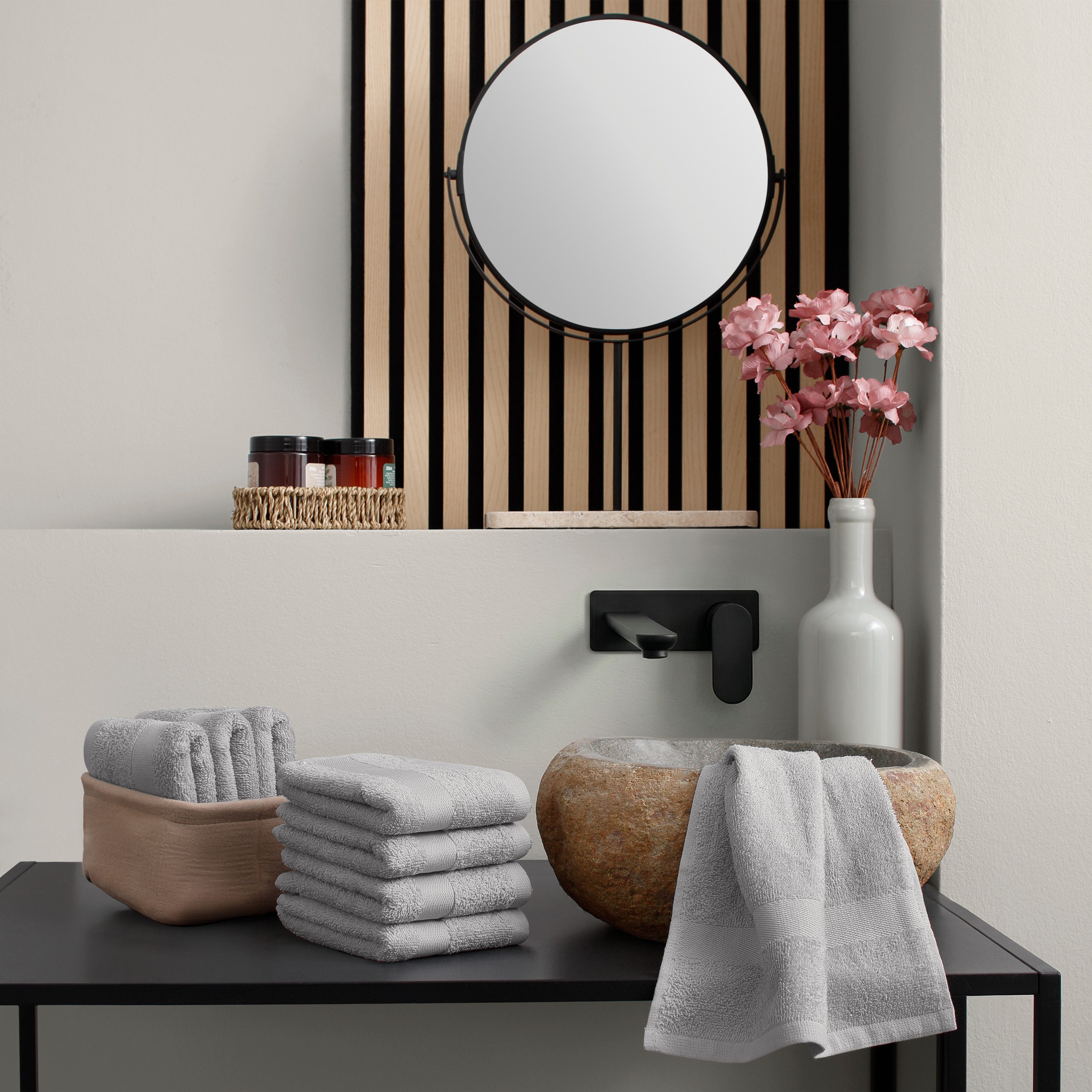OTTO home Gästehandtücher Vanessa, 8 Gästehandtücher, 30x50cm, in Standard- und Premium-Qualität, Walkfrottee (Set, 8-St), Handtücher mit Bordüre, 100% Baumwoll – Bild 2 von 5