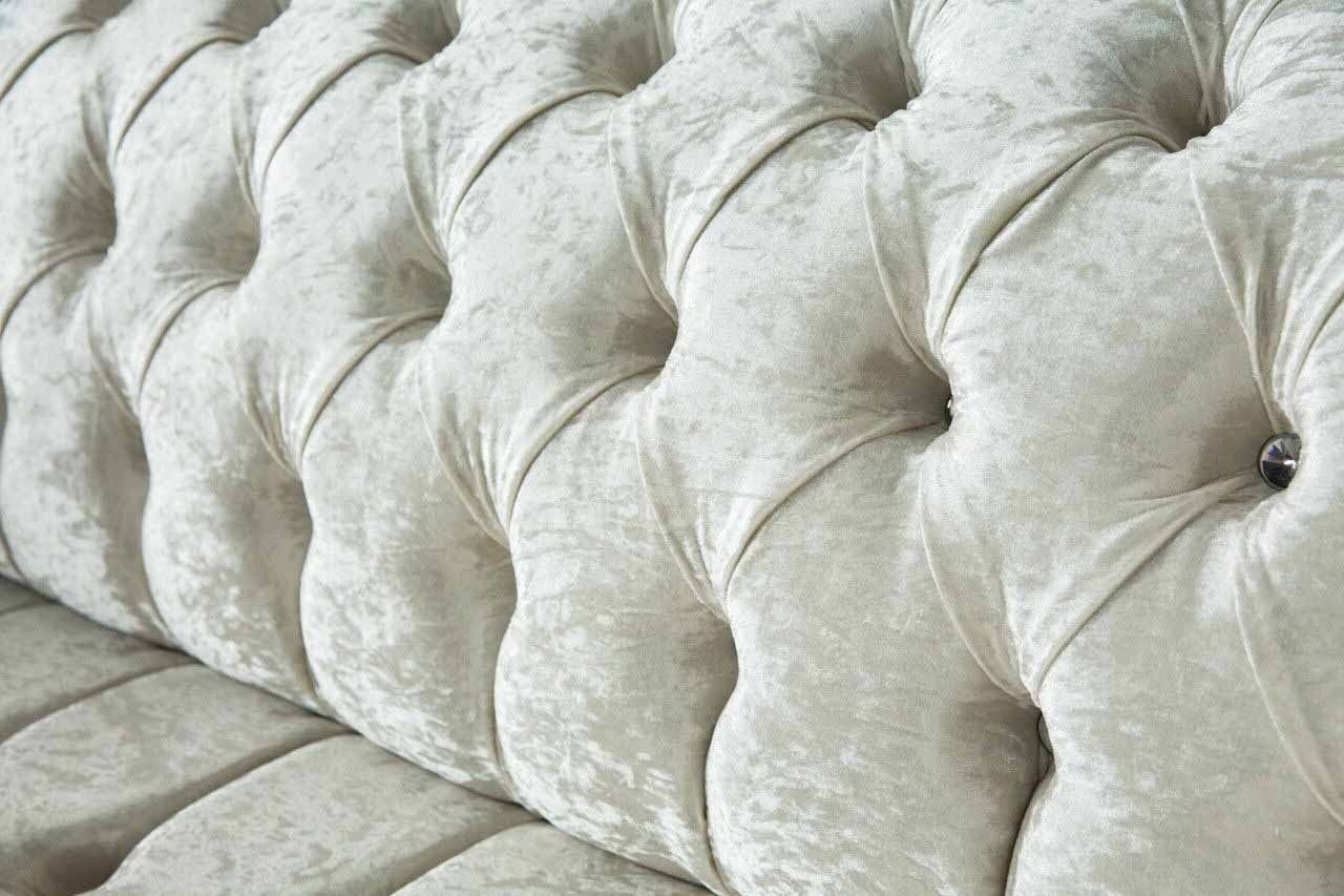 JVmoebel Sofa Dreisitzer Couchen Weiß Design Chesterfield, Stoff Made Sofa In Europe Wohnzimmer