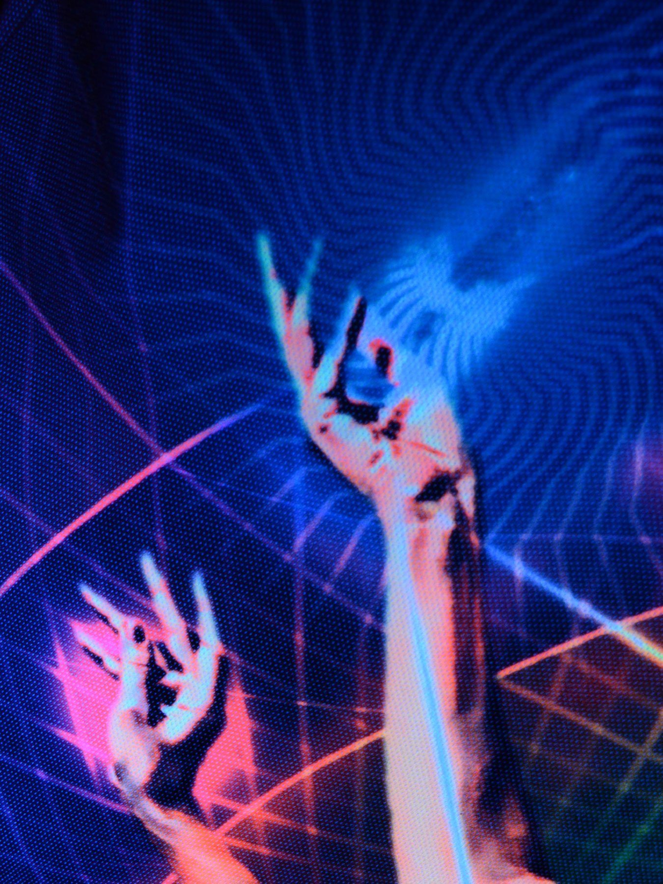 PSYWORK Dekokissen Schwarzlicht Kissen Neon Schwarzlicht 30x50cm, leuchtet "Resonance", UV-aktiv, unter