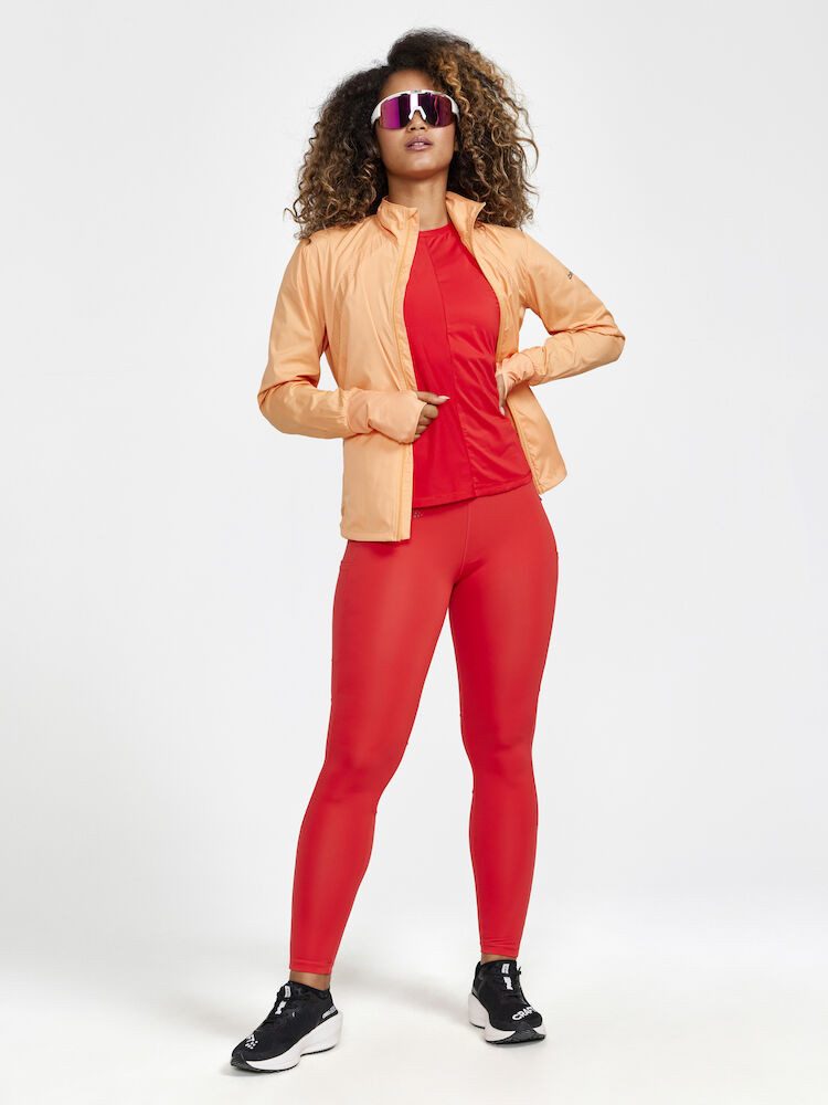 Craft Laufshirt Core Essence SS Tee w reddish