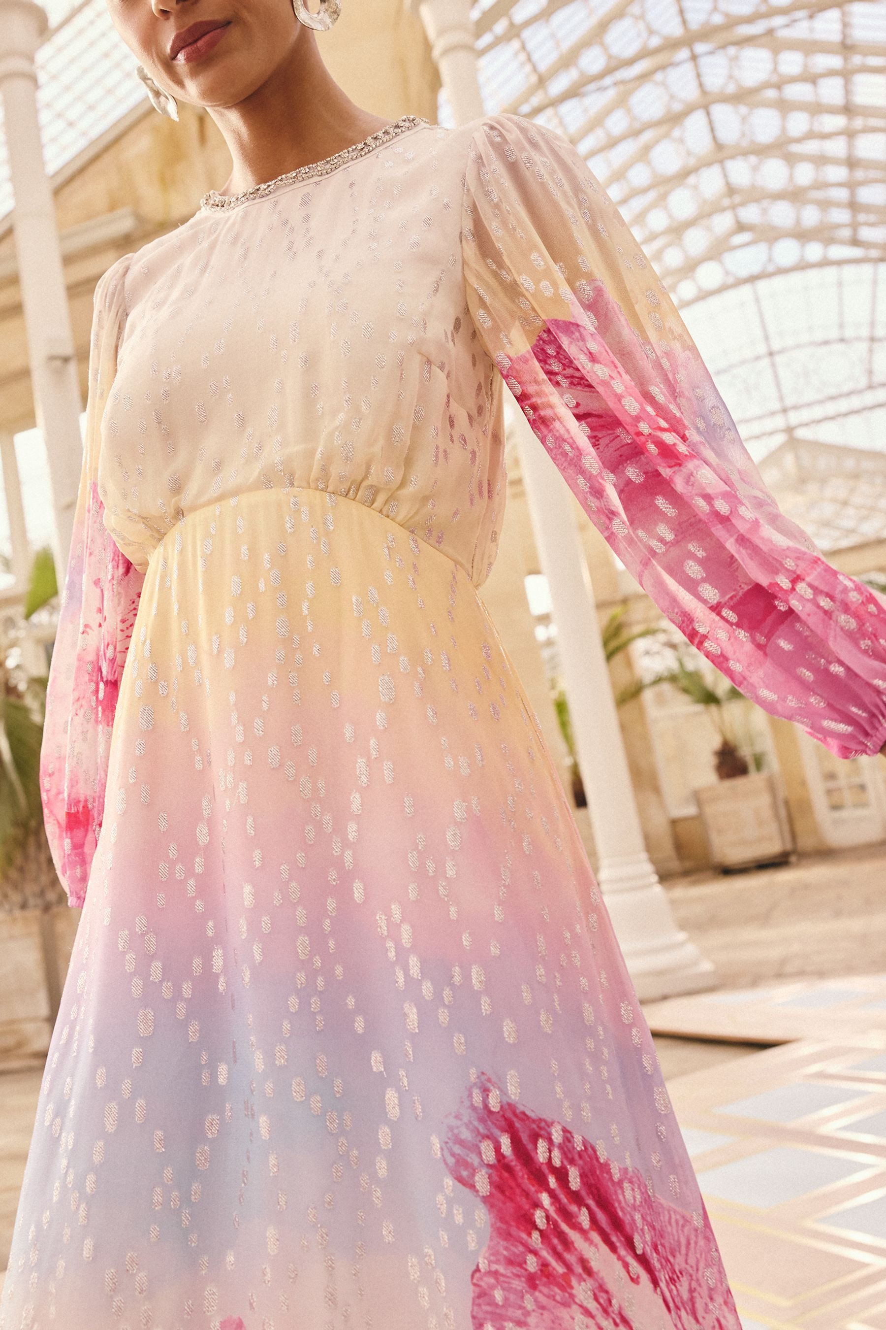 Love & Roses Midikleid Love & Roses verziertes Midikleid, Regular (1-tlg)
