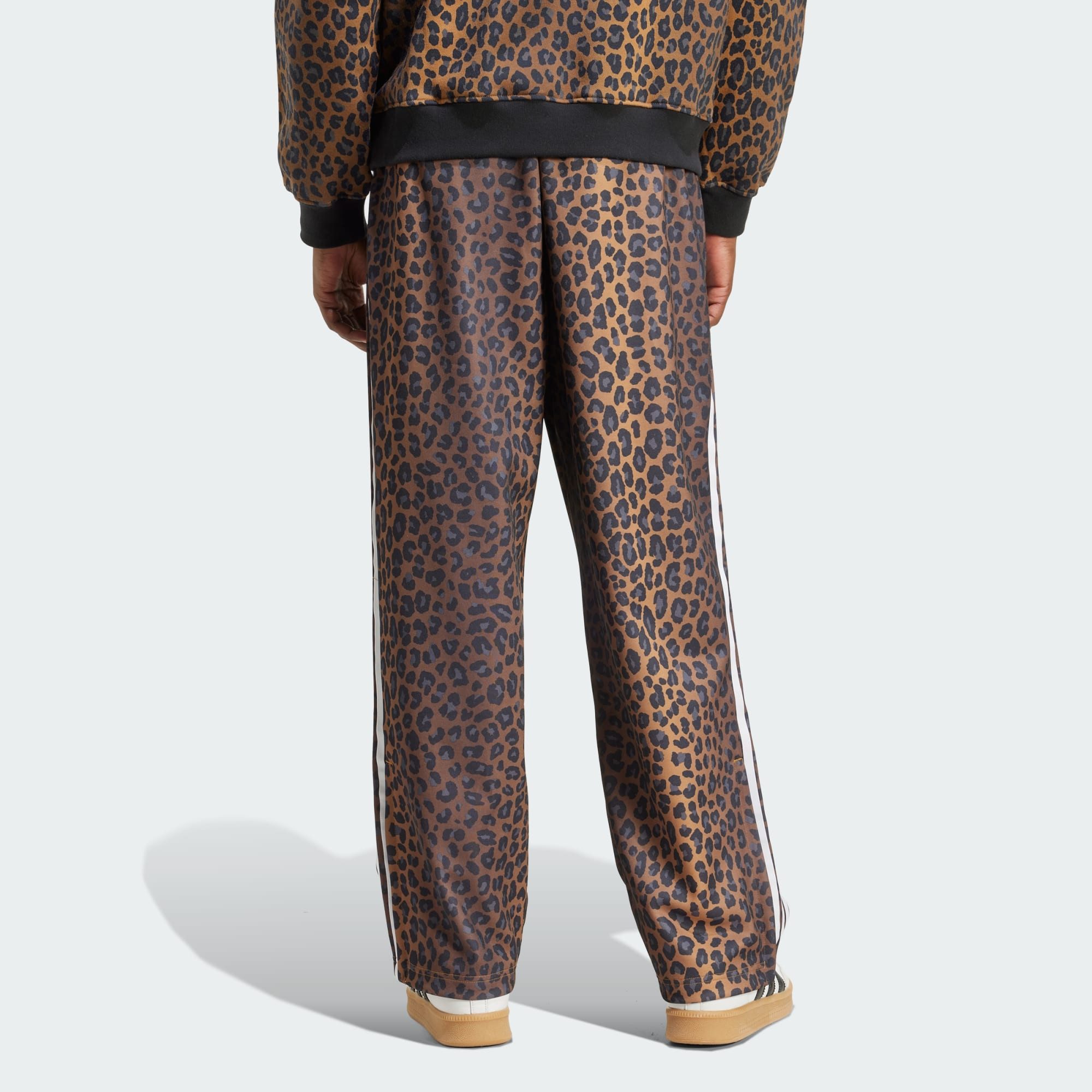 adidas Originals Sweatpants FIREBIRD LOOSE LEOPARD TRAININGSHOSE (1-tlg) günstig online kaufen