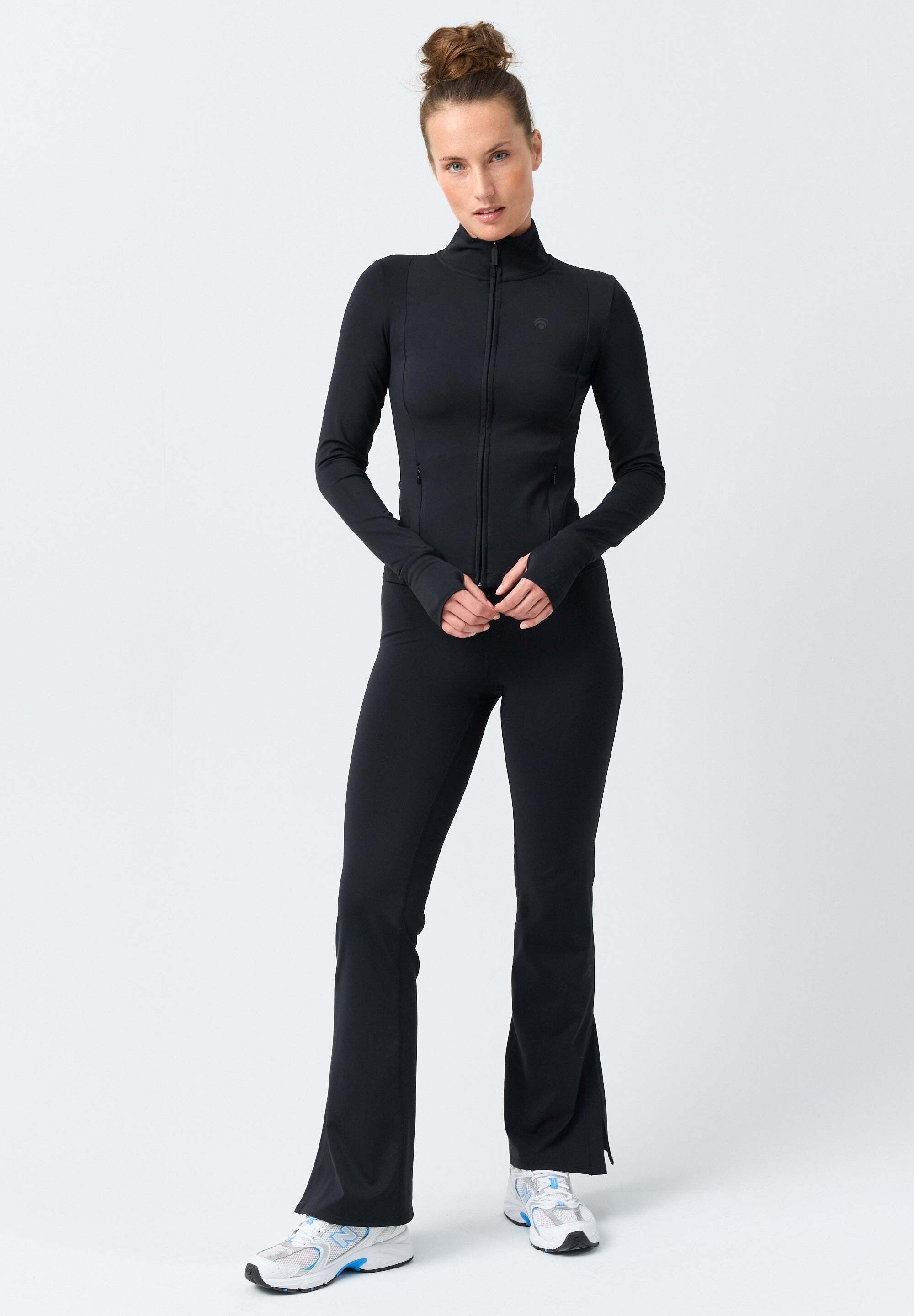 OCEANSAPART Langarmshirt Shania (1-tlg) mit Daumenlöchern & Nahttaschen