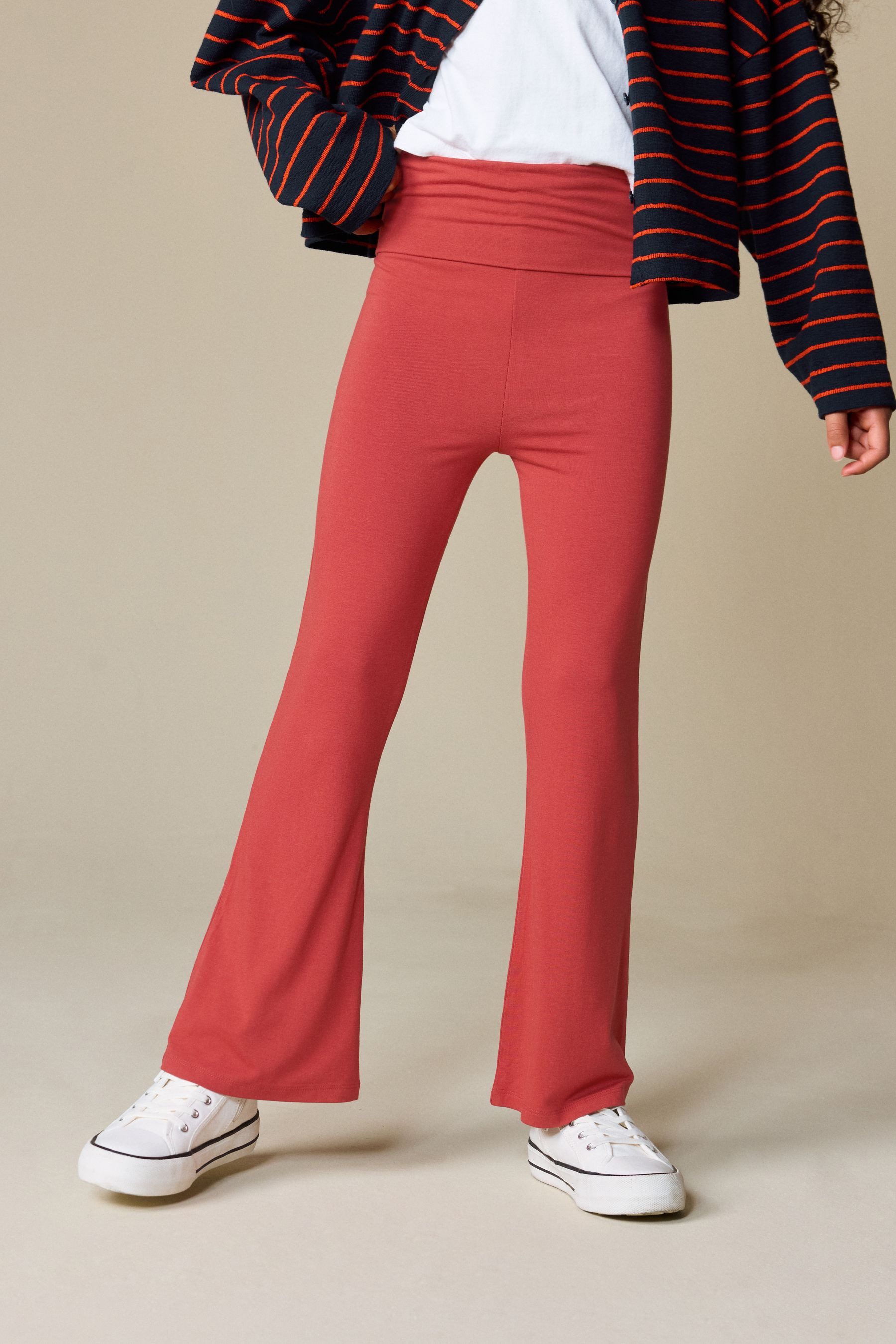 Next Leggings Viskose-Leggings mit ausgestelltem Bein (1-tlg)