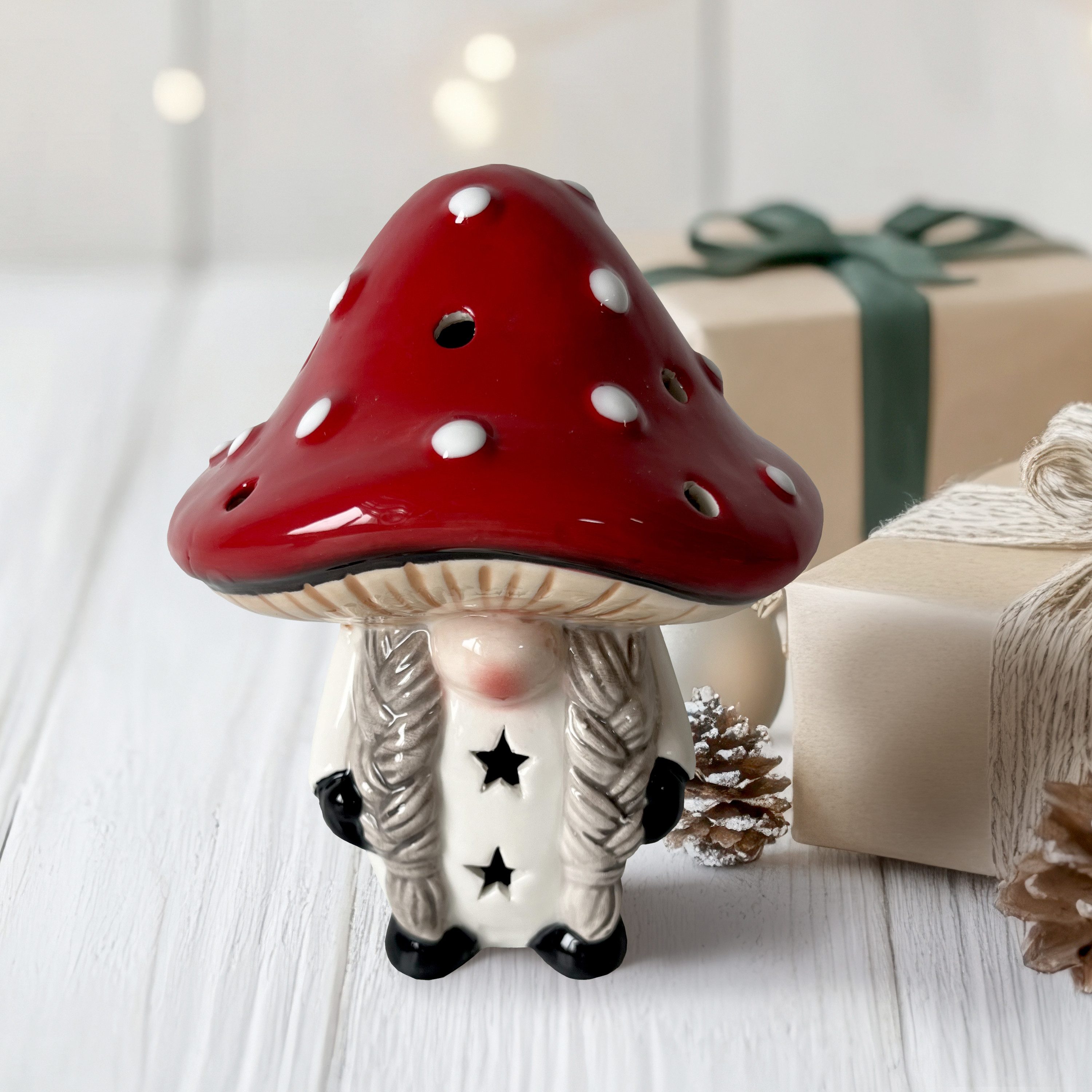 HTI-Living Weihnachtsfigur LED Wichtelfrau mit Zöpfen Fliegenpilz (Stück, 1 günstig online kaufen