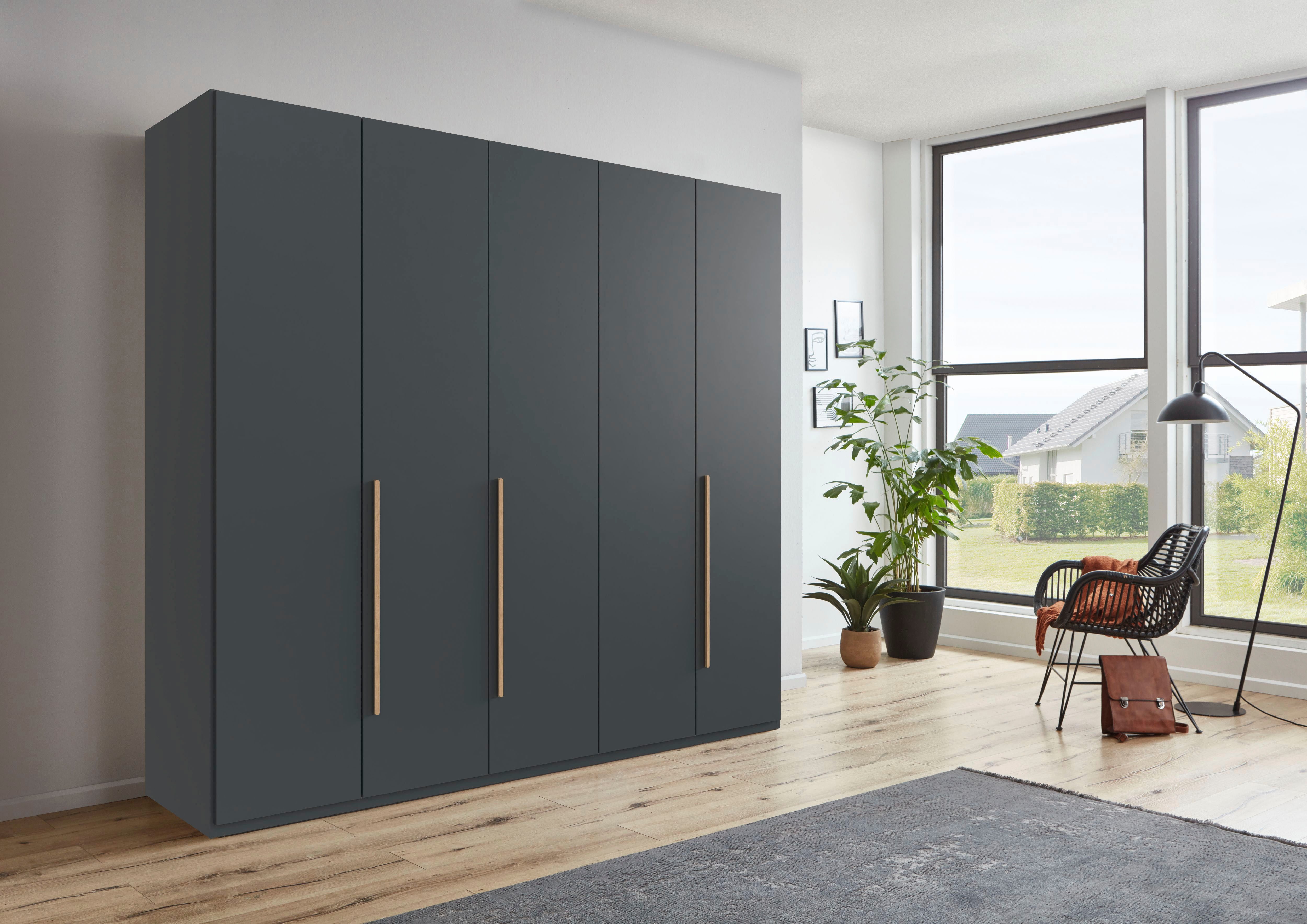 Wimex Drehtürenschrank London, erhältlich in den Breiten 180cm, 225cm oder 270cm wahlweise mit Basic- oder Premium-Ausstattung erhältlich