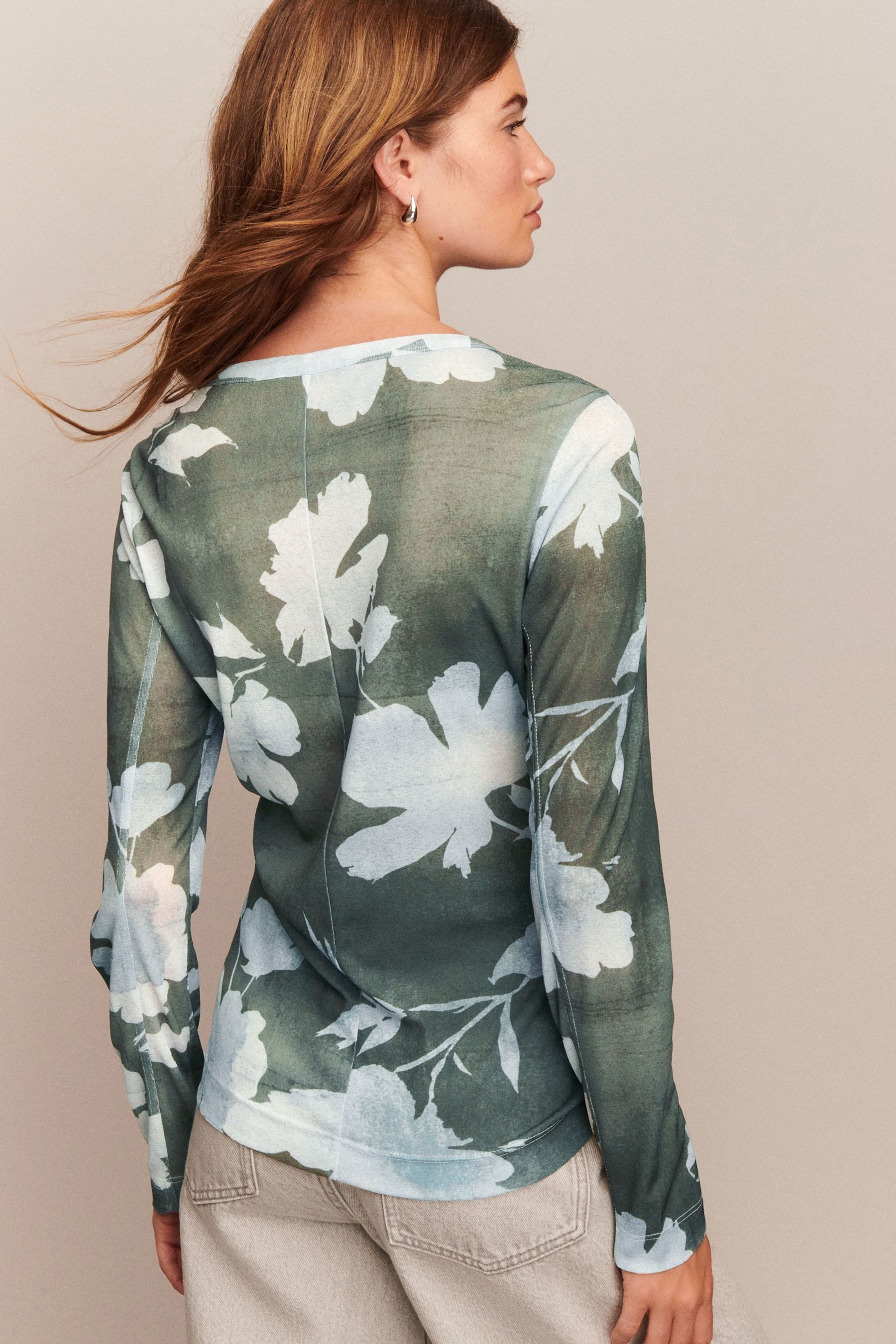 Next Langarmshirt Langärmeliges Sweatshirt mit Rundhalsausschnitt günstig online kaufen