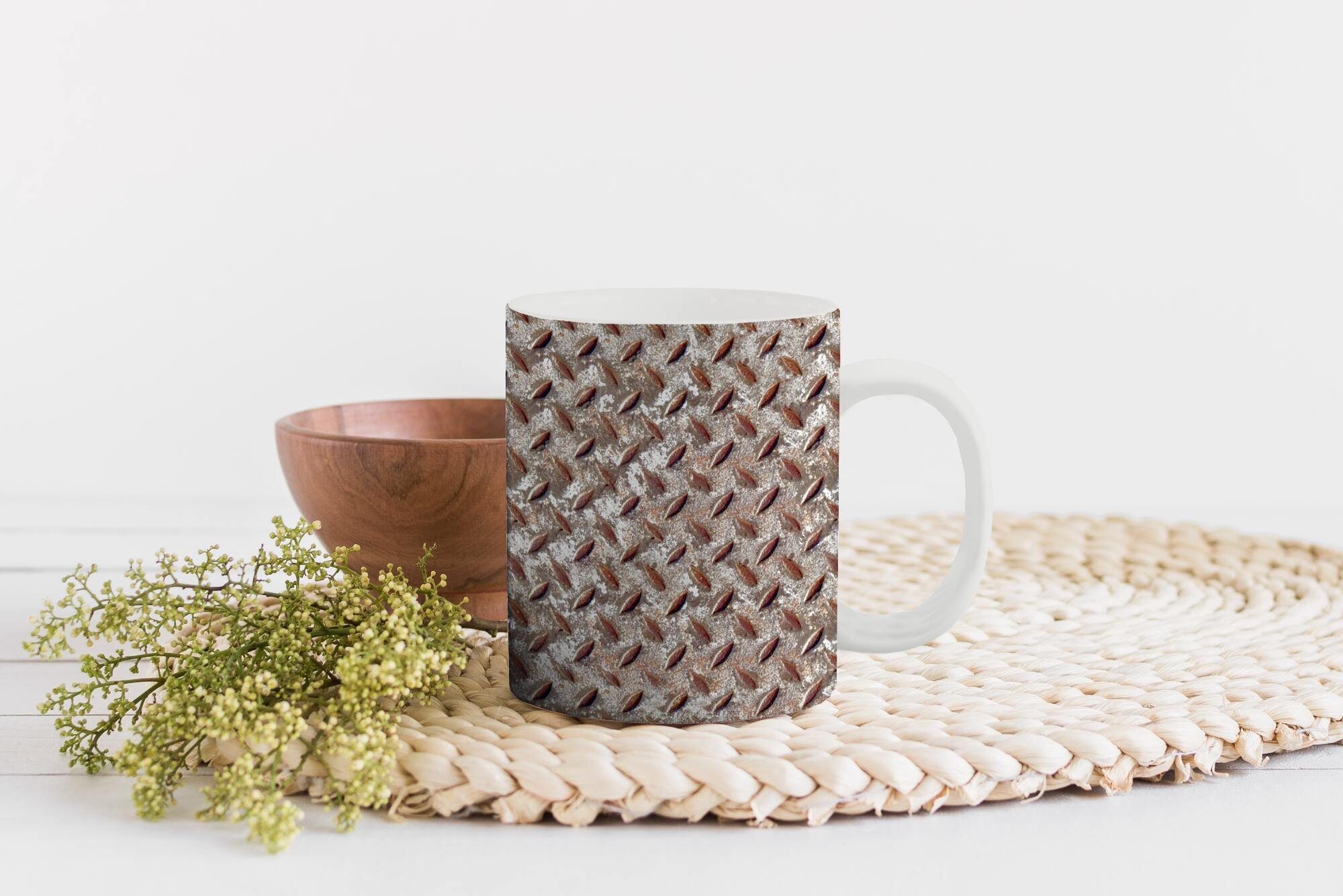 Geschenk Muster, Kaffeetassen, Teetasse, - Tasse Keramik, - Teetasse, MuchoWow Platten Becher, Metall Rost -