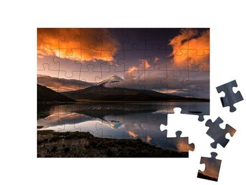 puzzleYOU Puzzle Vulkan Cotopaxi mit Gipfel im Morgenlicht, 48 Puzzleteile, puzzleYOU-Kollektionen Südamerika