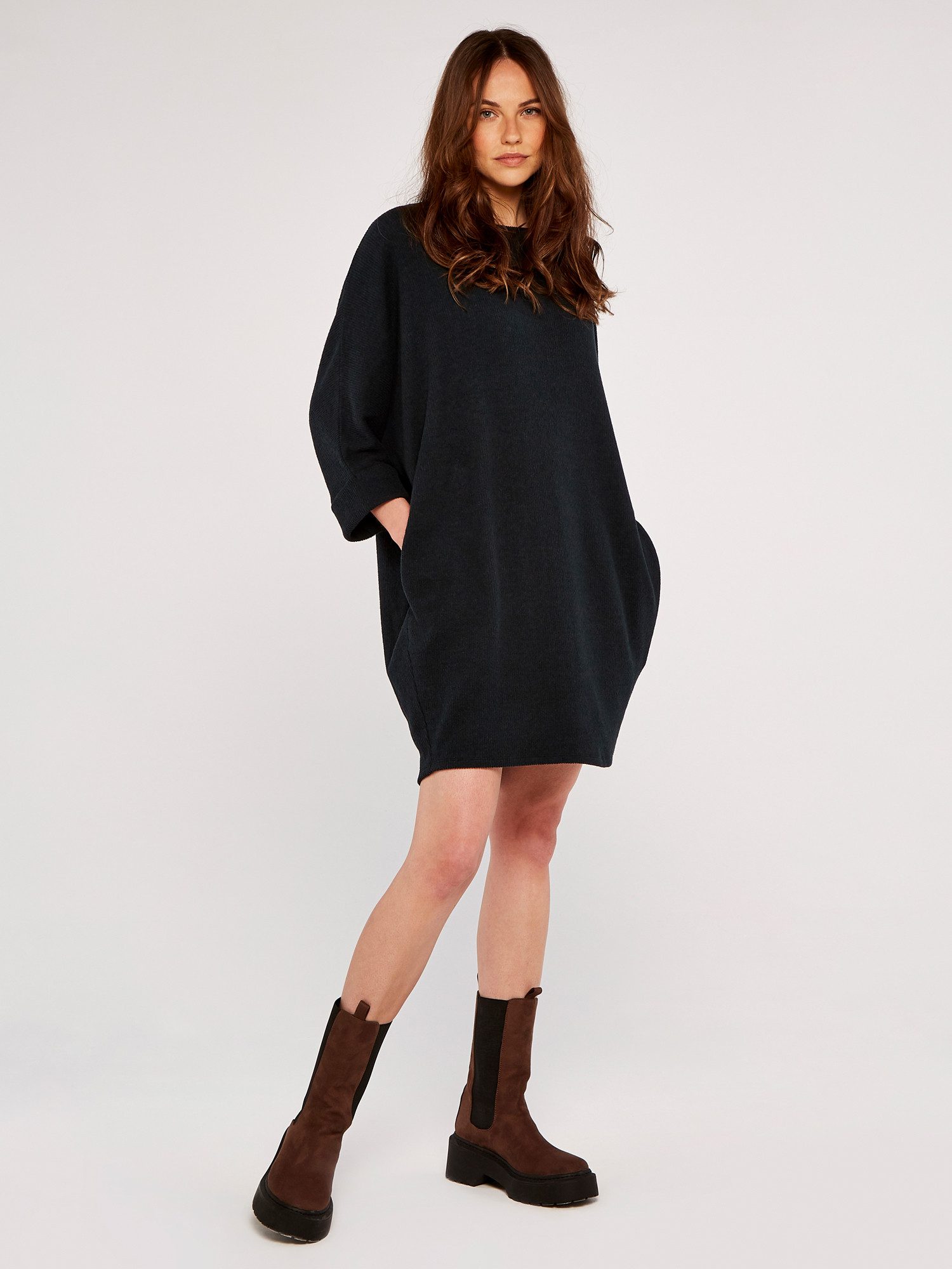 Apricot Strickkleid Cocoon-Design, mit Umschlagärmeln günstig online kaufen