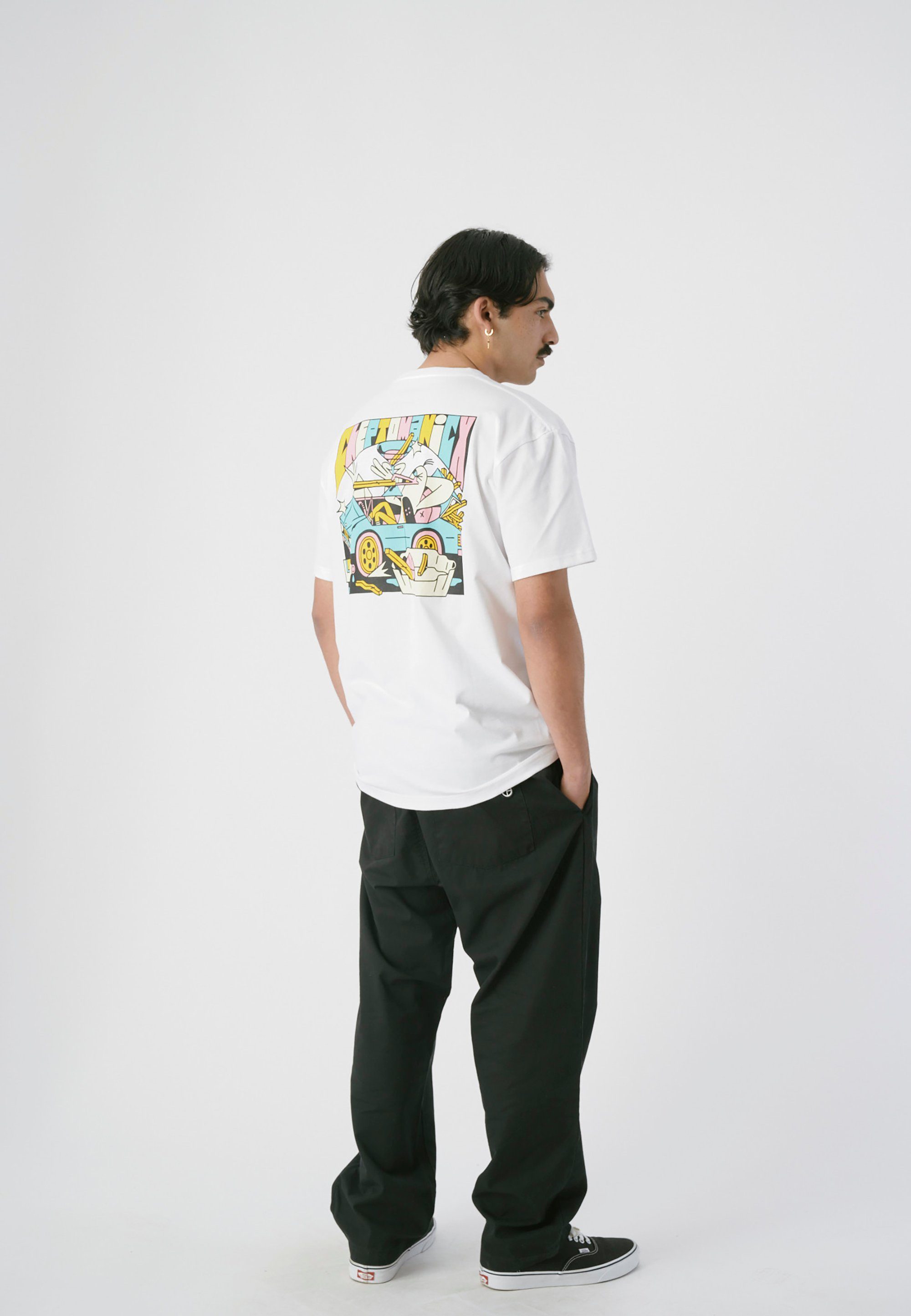 Cleptomanicx weiß mit T-Shirt Boss Backprint stylischem Gull