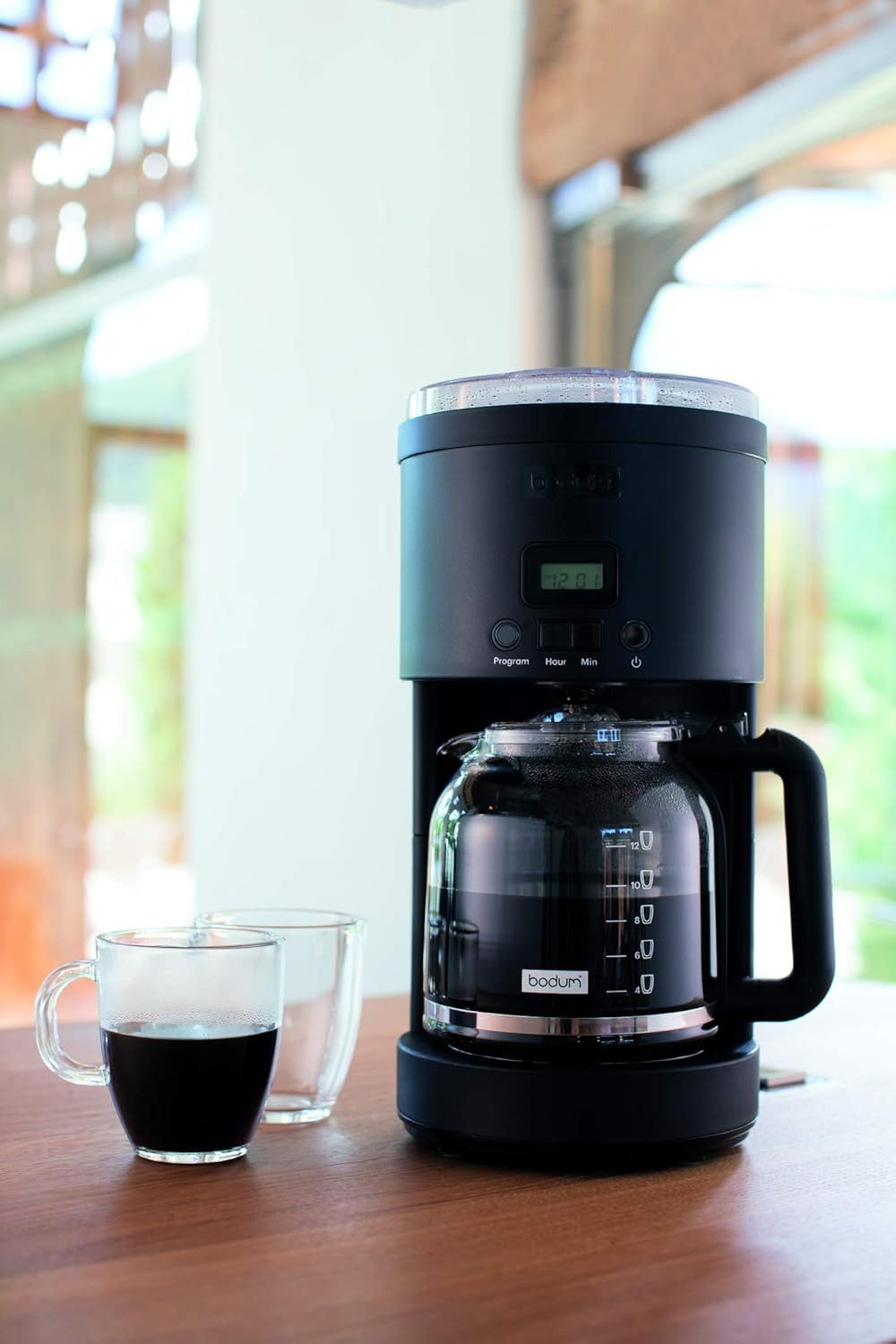 Bodum Filterkaffeemaschine, 900W, Permanentfilter, Handbrause-Technologie