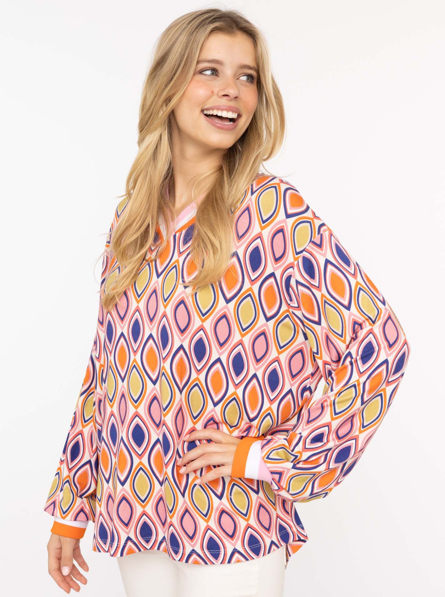 Zwillingsherz Blusenshirt "Ornament" langärmlig, V-Neck, Ornament-Print, sportive Bündchen