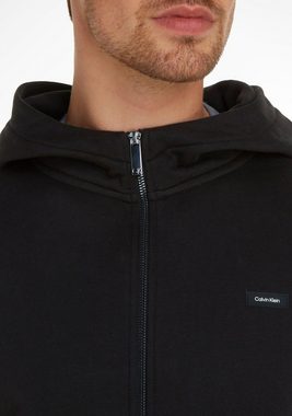 Calvin Klein Kapuzensweatshirt mit aufgenähtem CK-Badge auf der Brust