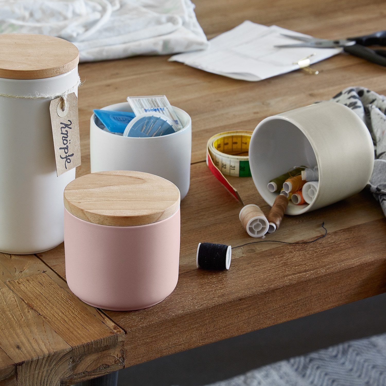 Springlane Vorratsdose SPRINGLANE Keramik Vorratsdosen mit Holzdeckel Sweet Scandi, 10x9cm, Keramik, Holz, Silikon