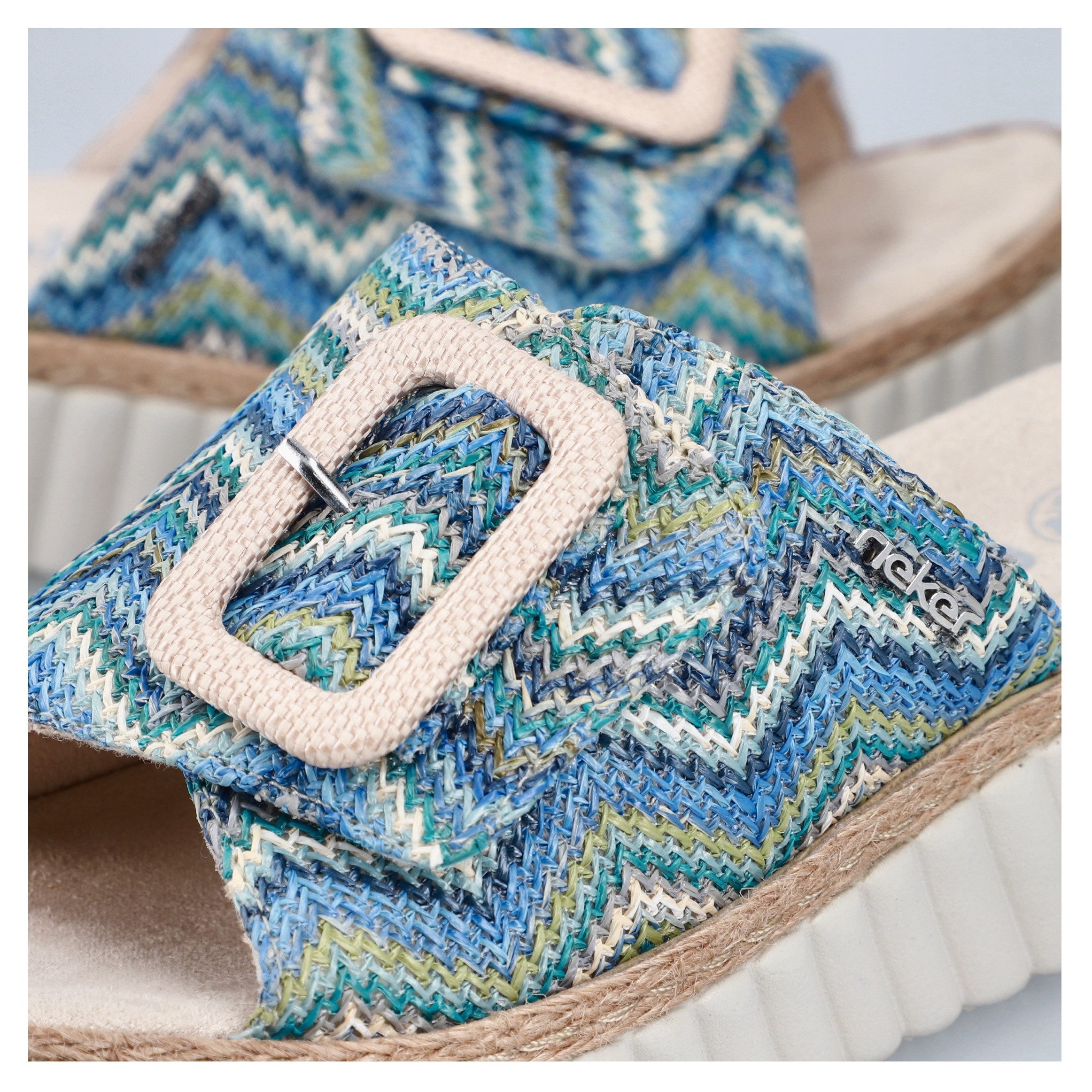 Rieker Keilpantolette Sommerschuh, Strandschuh, Hausschuh mit praktischem Klettverschluss