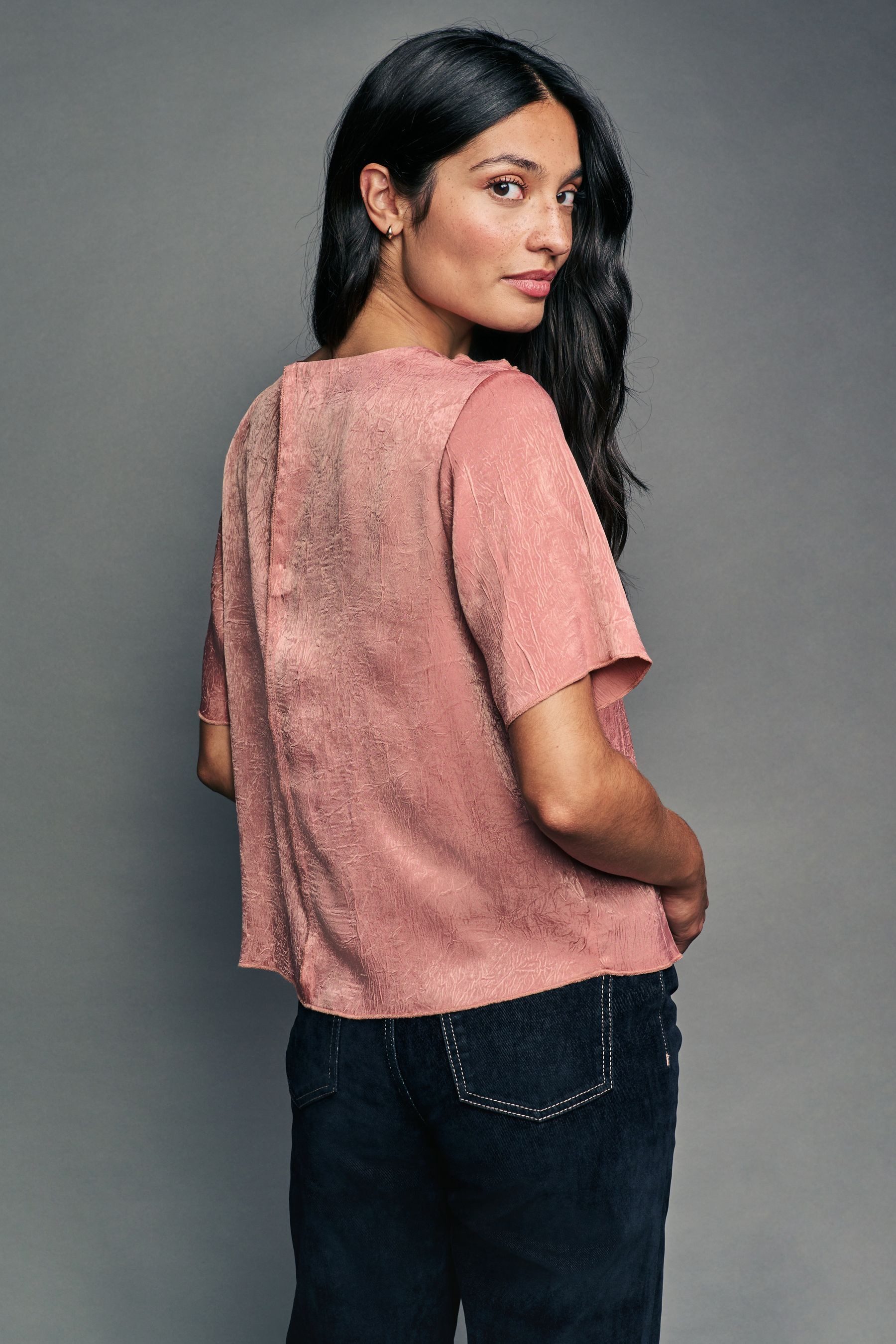 Next T-Shirt Strukturiertes Satin-T-Shirt in Knitteroptik günstig online kaufen