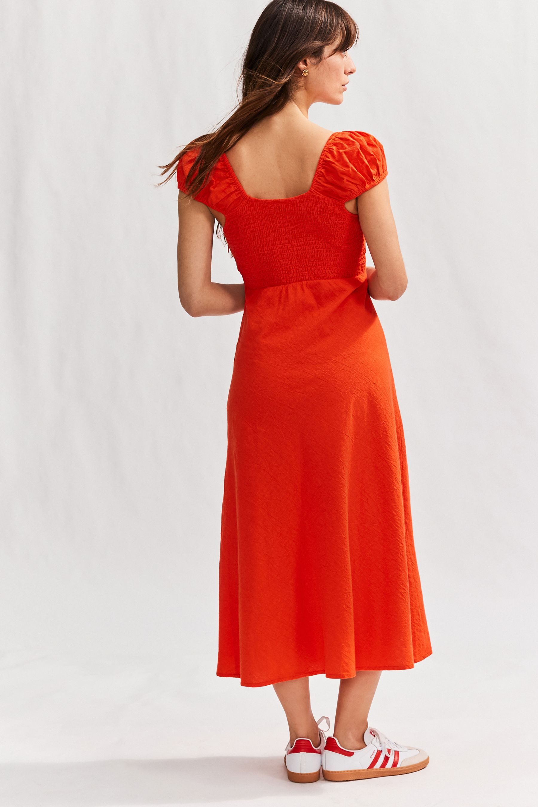 Next Midikleid Midikleid mit Puffärmeln aus 100 % Baumwolle (1-tlg) günstig online kaufen