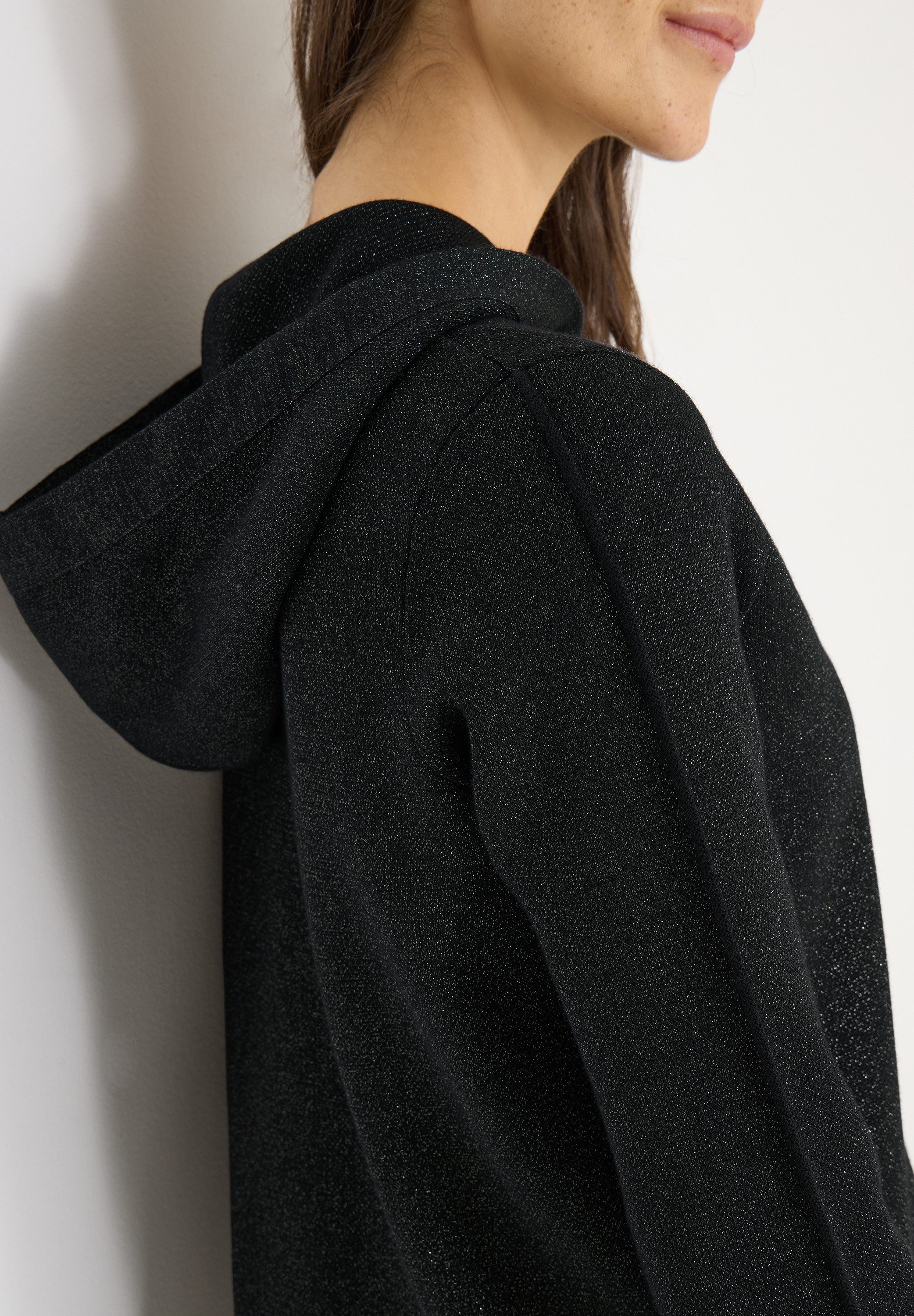 CECIL Kapuzenpullover mit Tape Detail am Ärmel