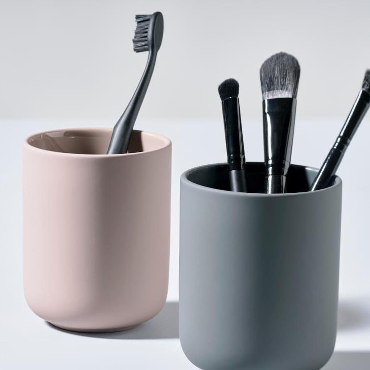 Zone Denmark Zahnputzbecher ZONE Zahnbürstenbecher UME Grau, Keramik mit Soft-Touch, (Stück)